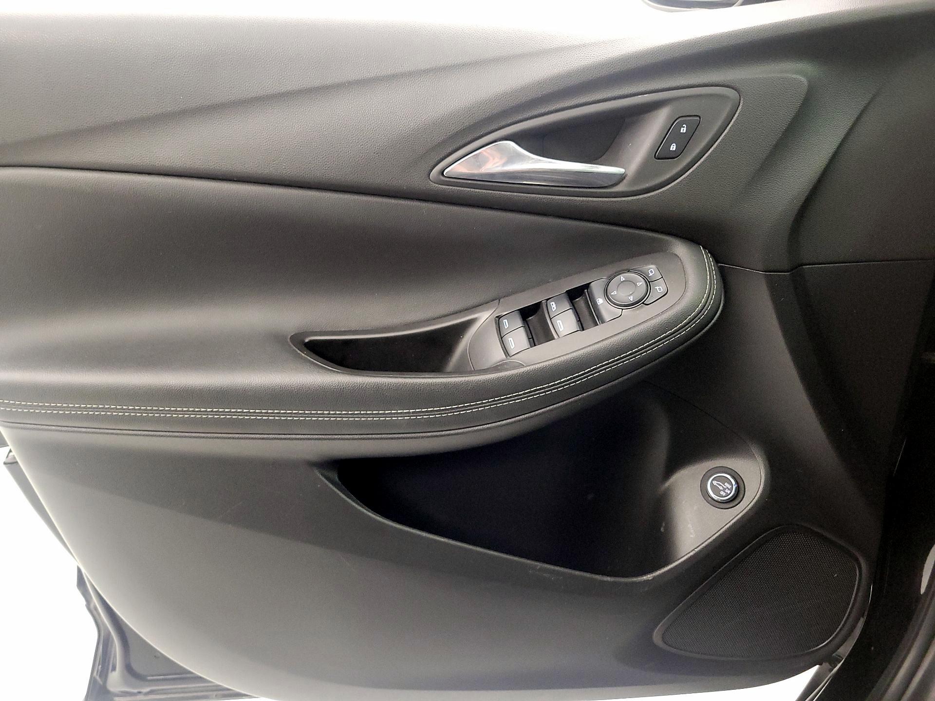 Thumbnail: 2023 Buick Encore GX - 12