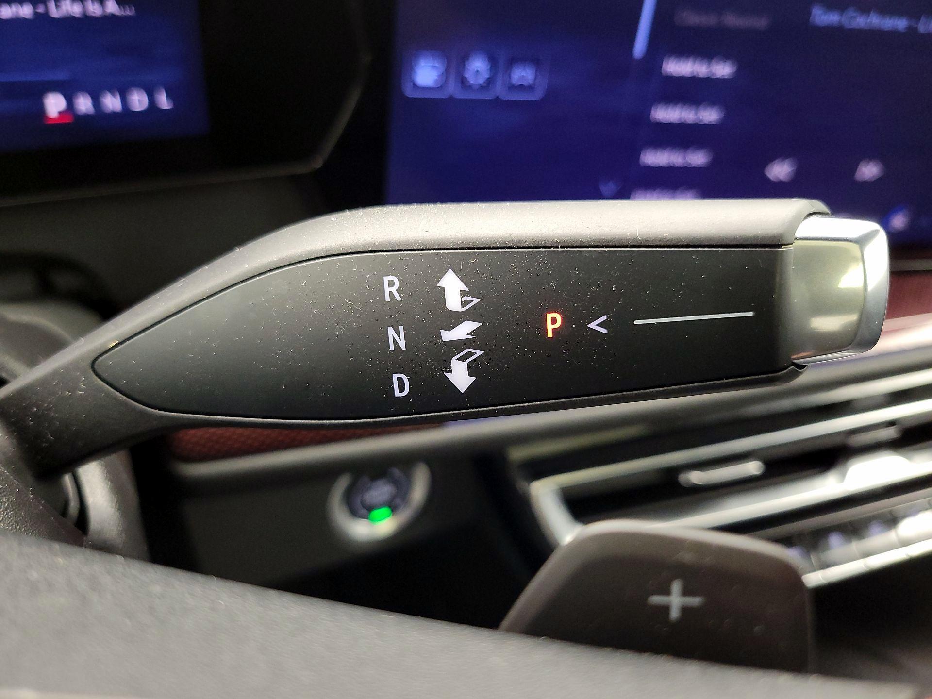 Thumbnail: 2024 Chevrolet Traverse - 17