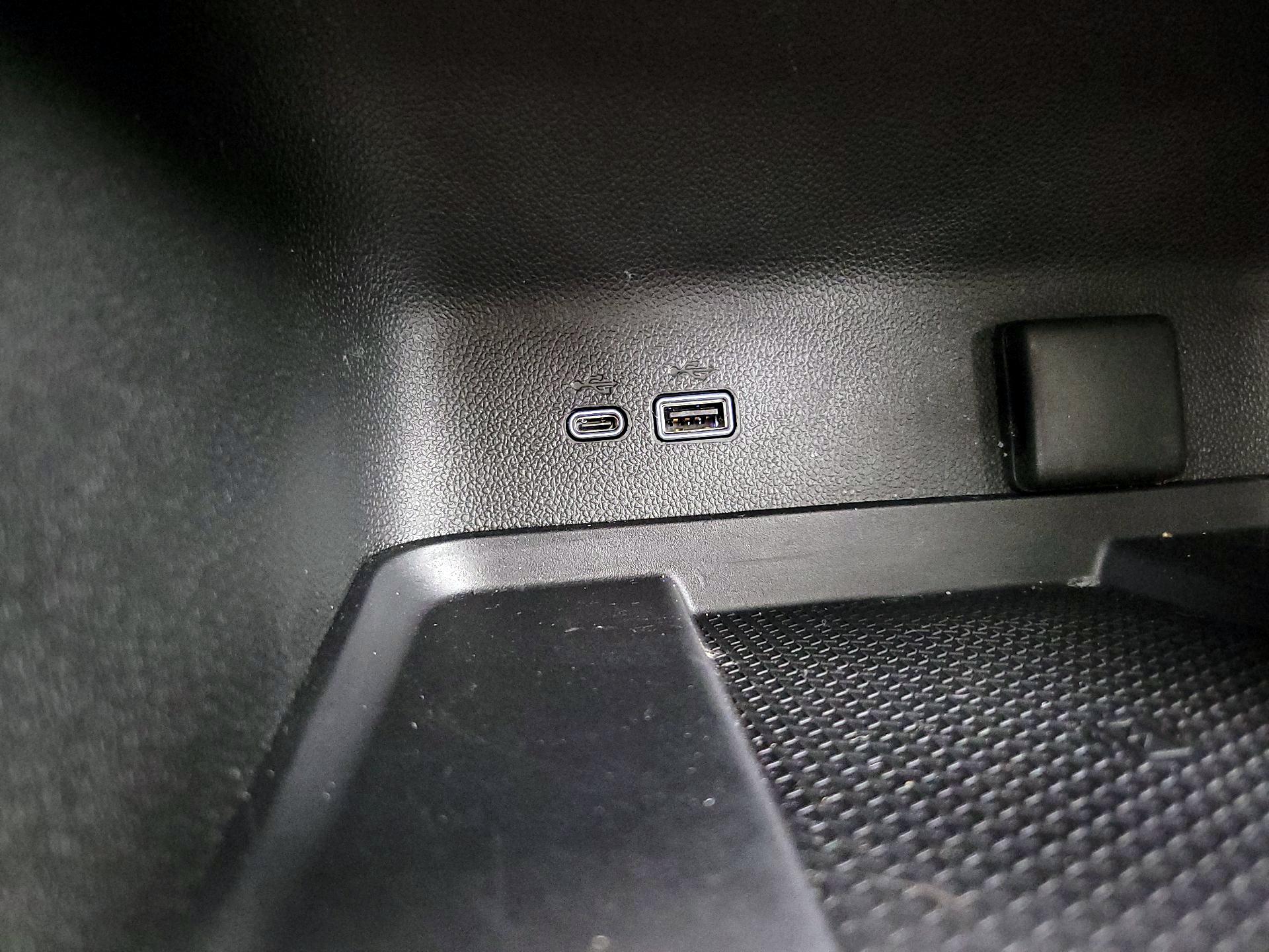 Thumbnail: 2024 Chevrolet Traverse - 18