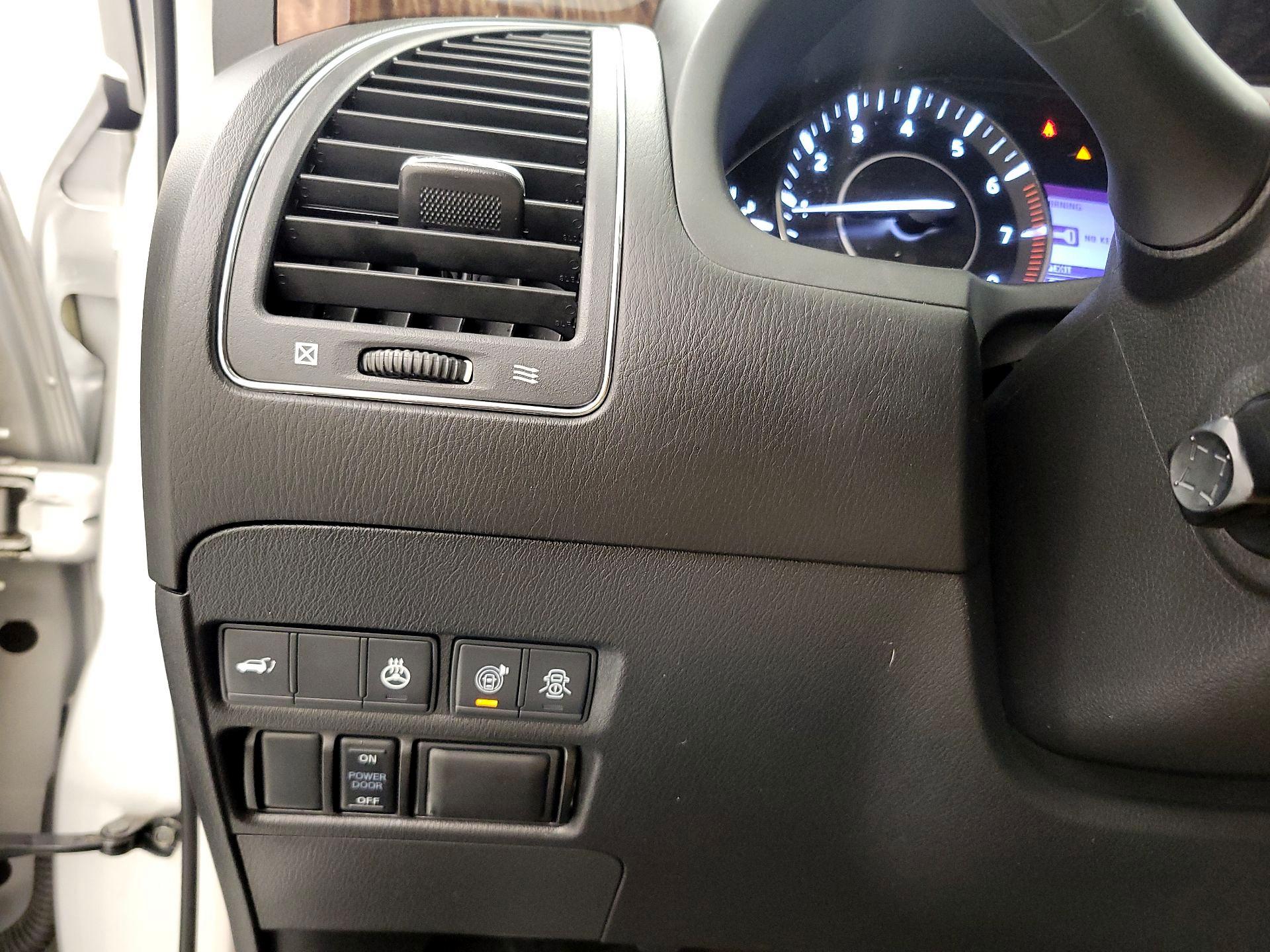 Thumbnail: 2020 Nissan Armada - 13