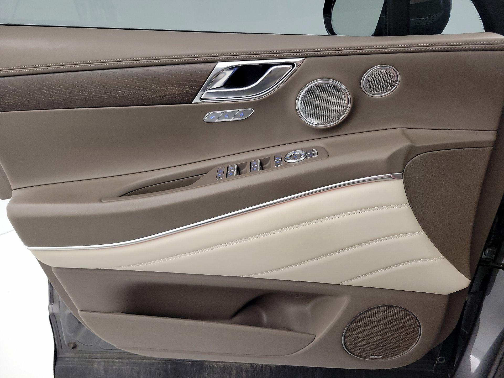 Thumbnail: 2023 Genesis GV80 - 12