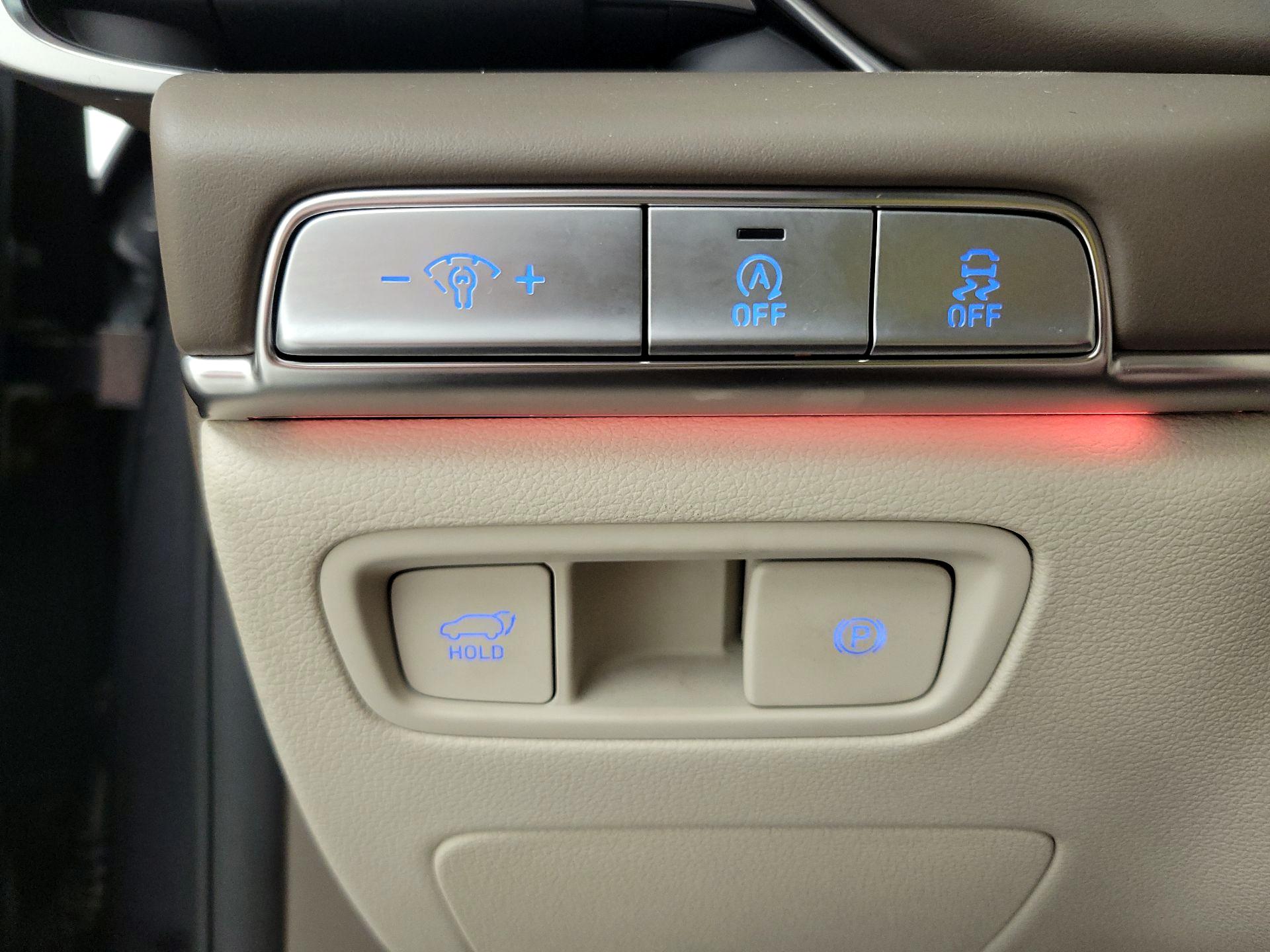 Thumbnail: 2023 Genesis GV80 - 13