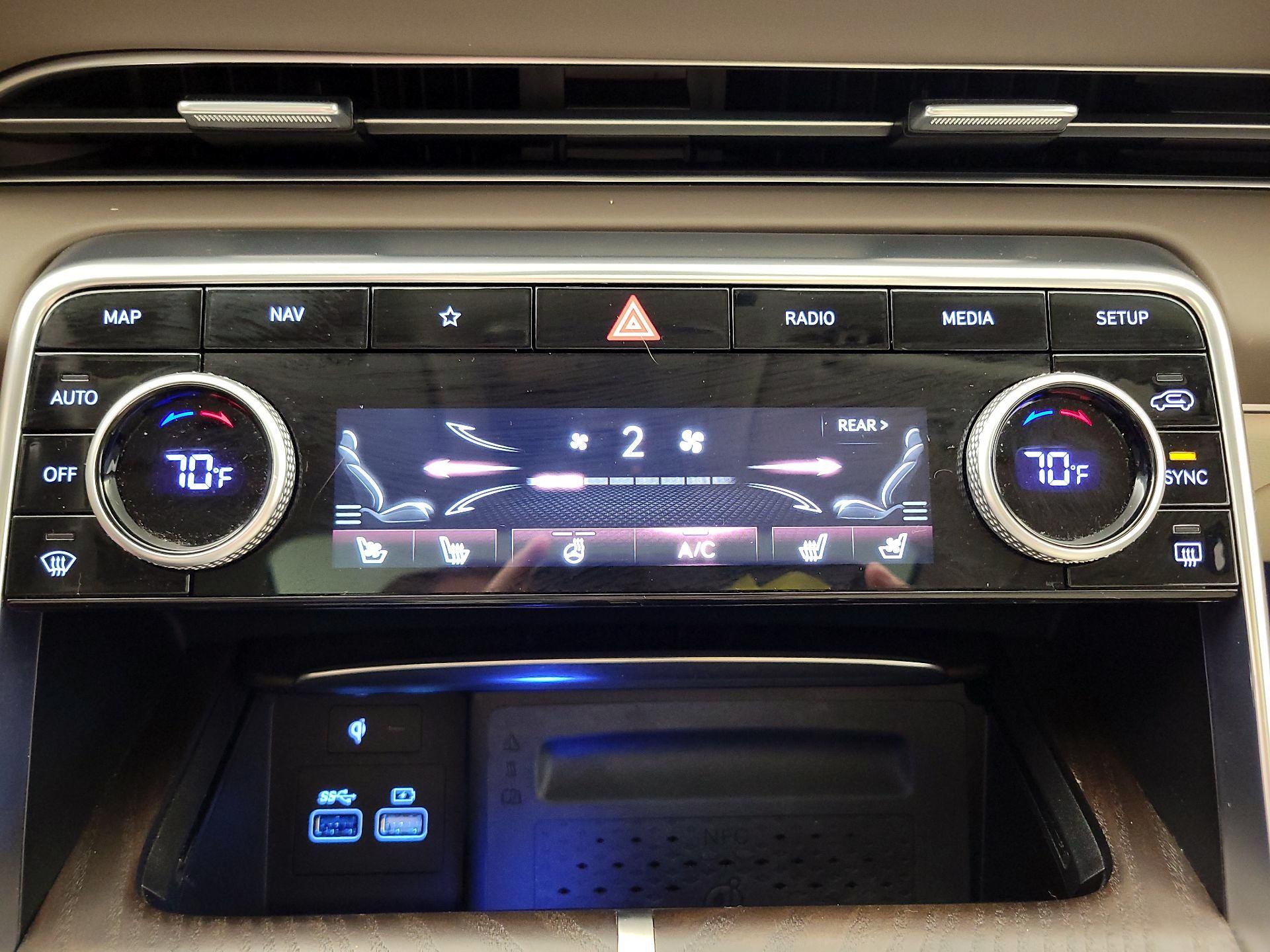 Thumbnail: 2023 Genesis GV80 - 17