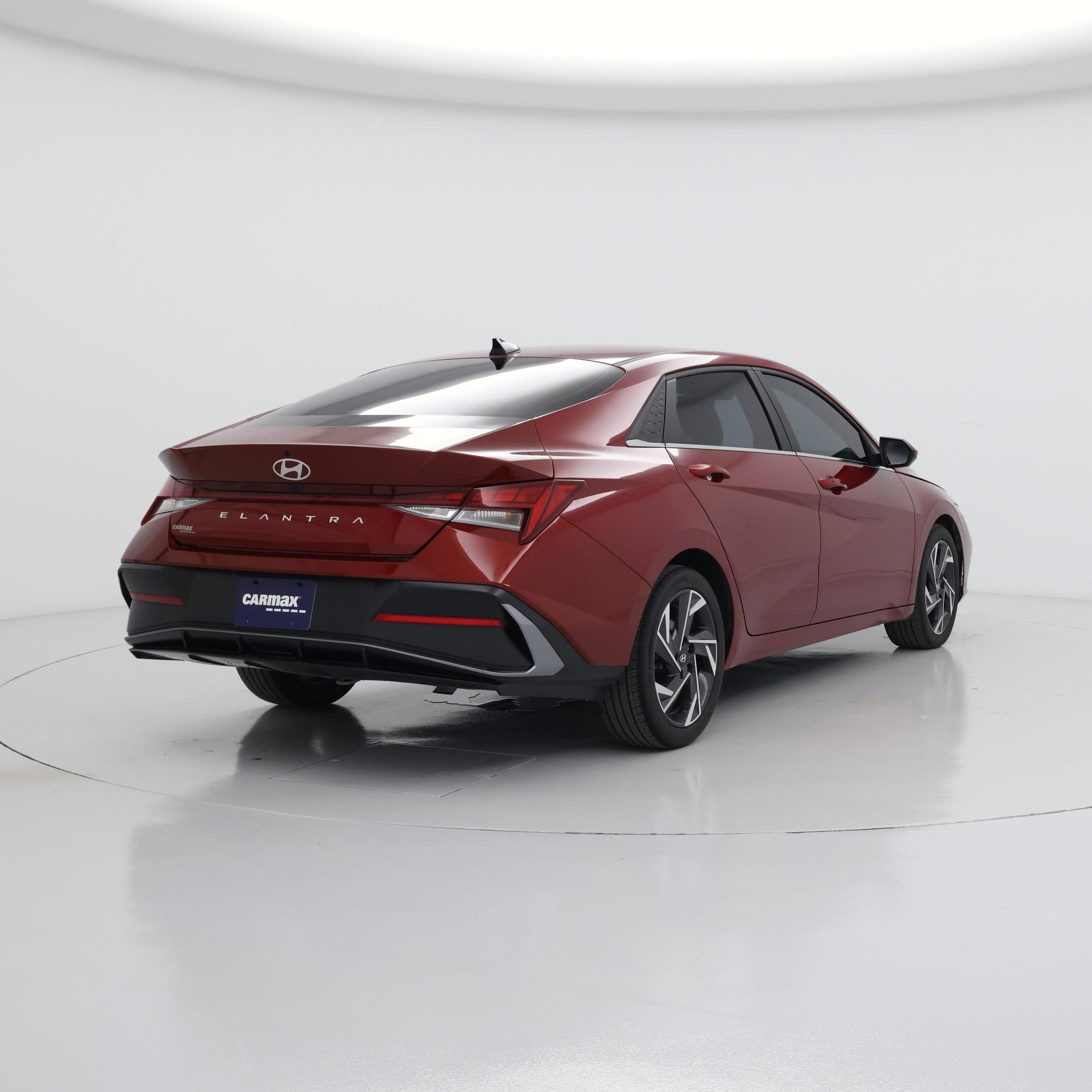 Thumbnail: 2024 Hyundai Elantra - 8