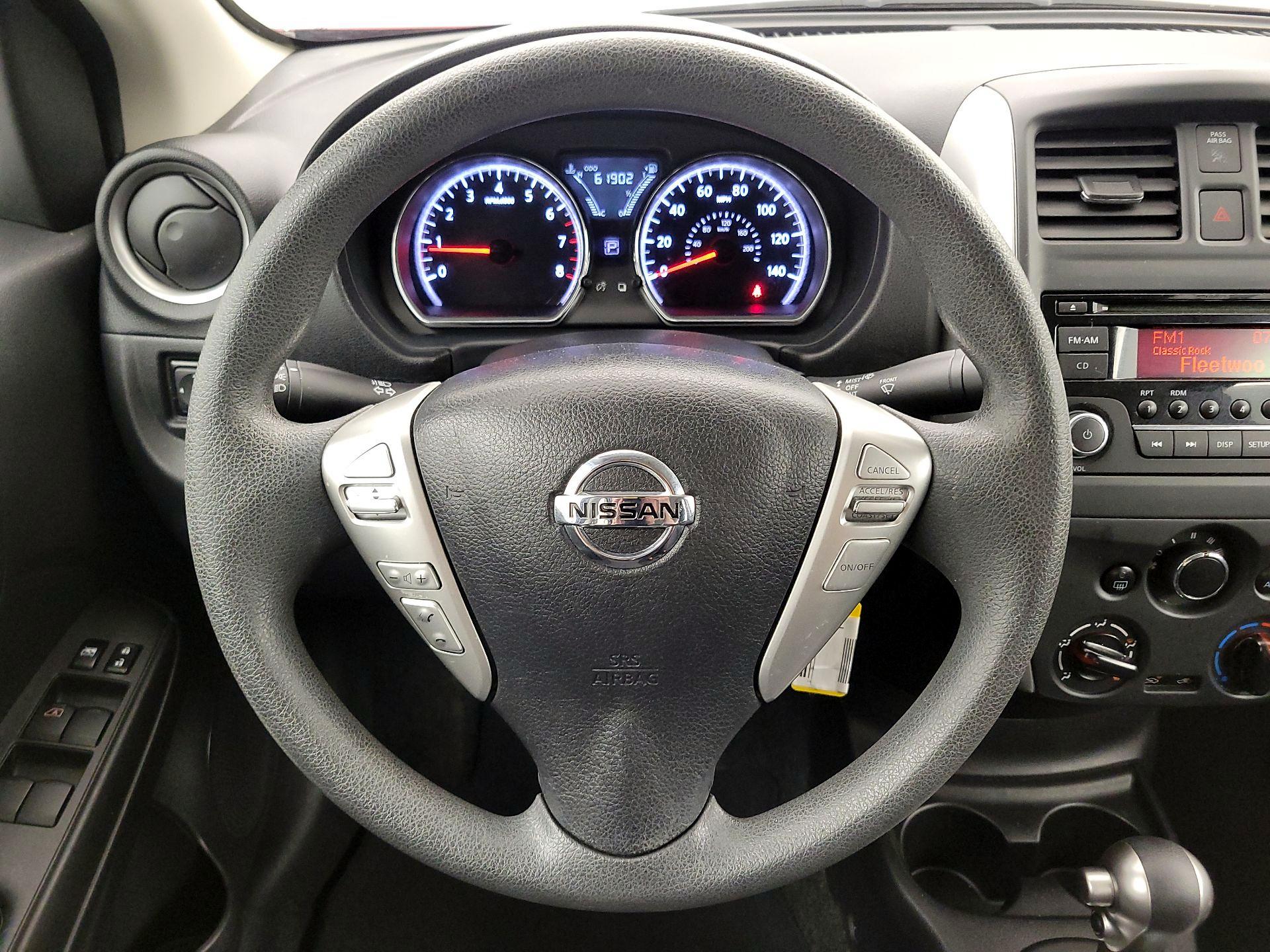 Thumbnail: 2016 Nissan Versa - 10