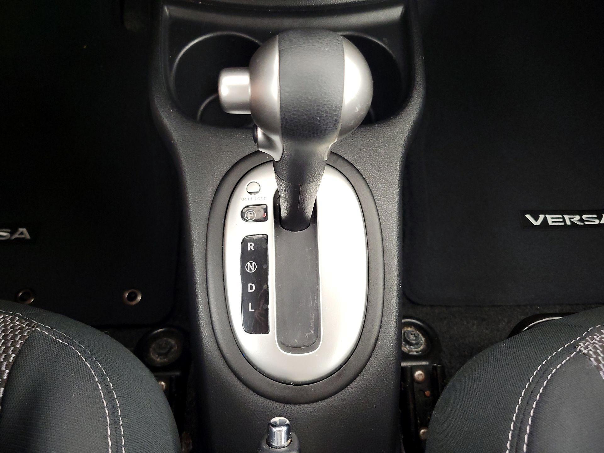 Thumbnail: 2016 Nissan Versa - 16