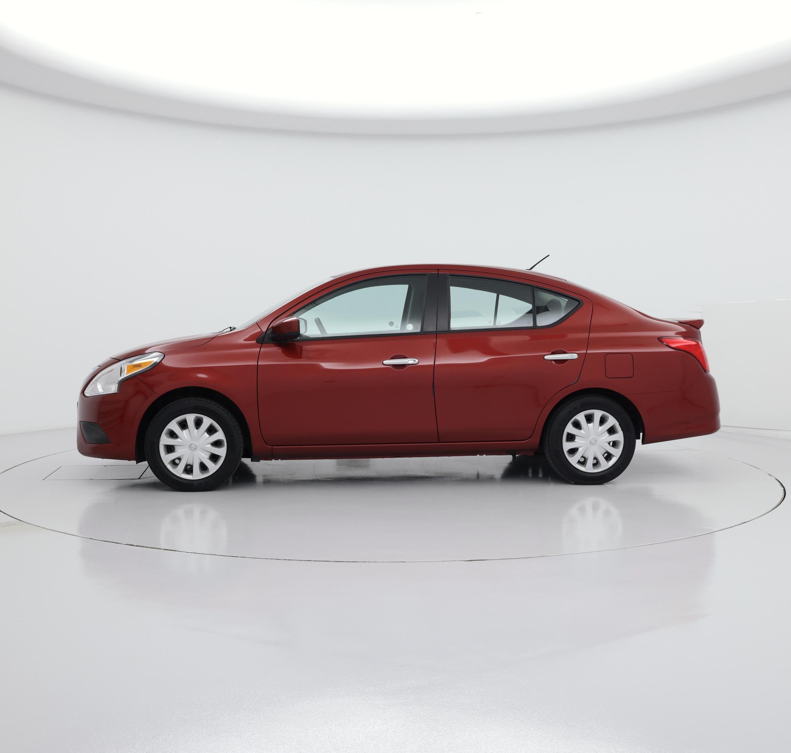 Thumbnail: 2016 Nissan Versa - 3