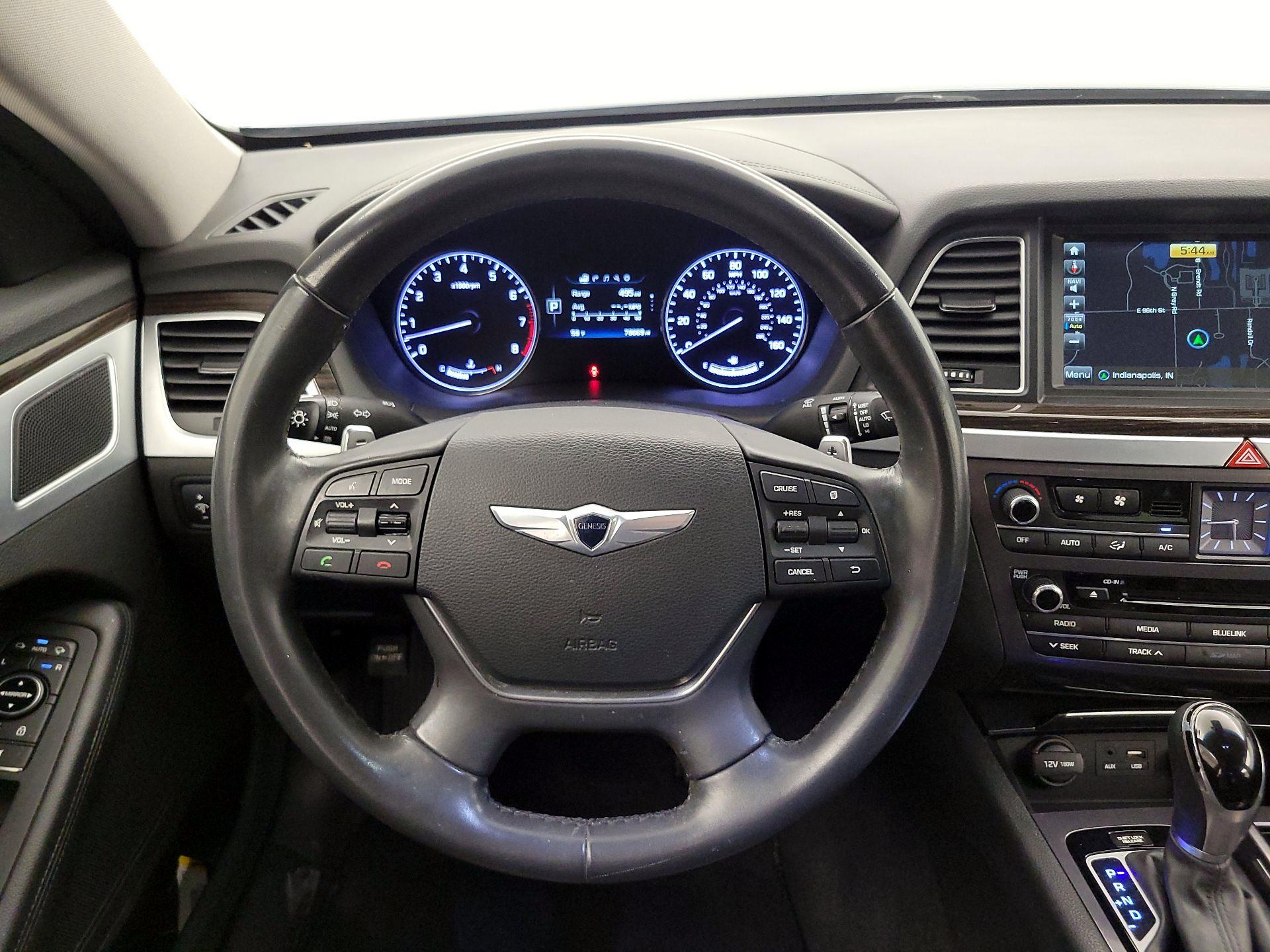 Thumbnail: 2015 Hyundai Genesis - 10