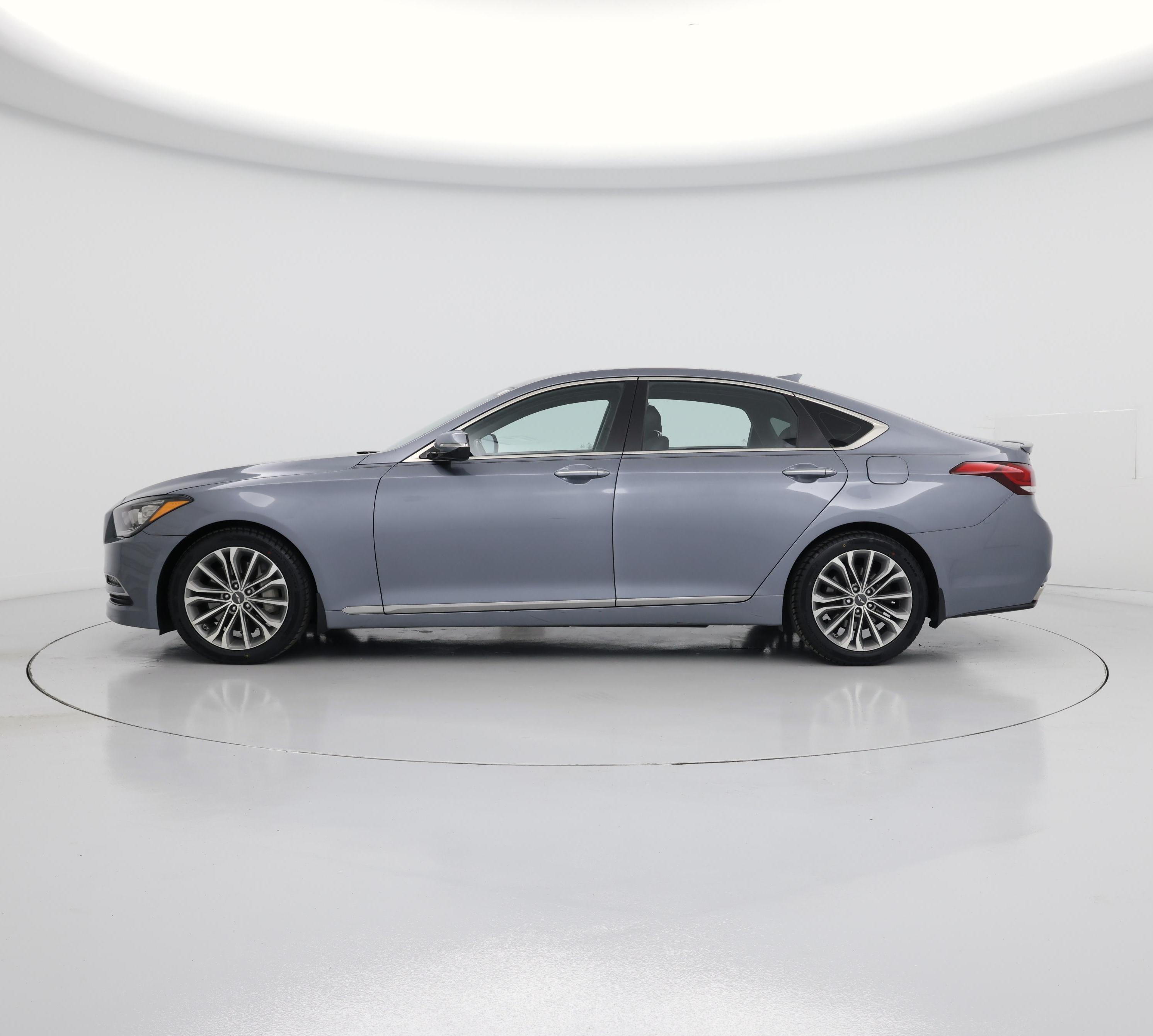 Thumbnail: 2015 Hyundai Genesis - 3