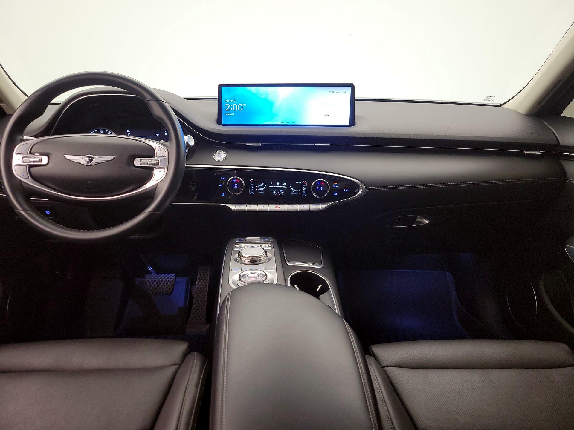 Thumbnail: 2023 Genesis GV70 - 9