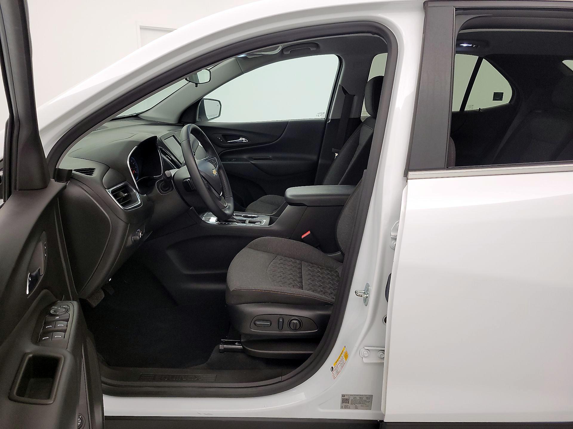 Thumbnail: 2023 Chevrolet Equinox - 11