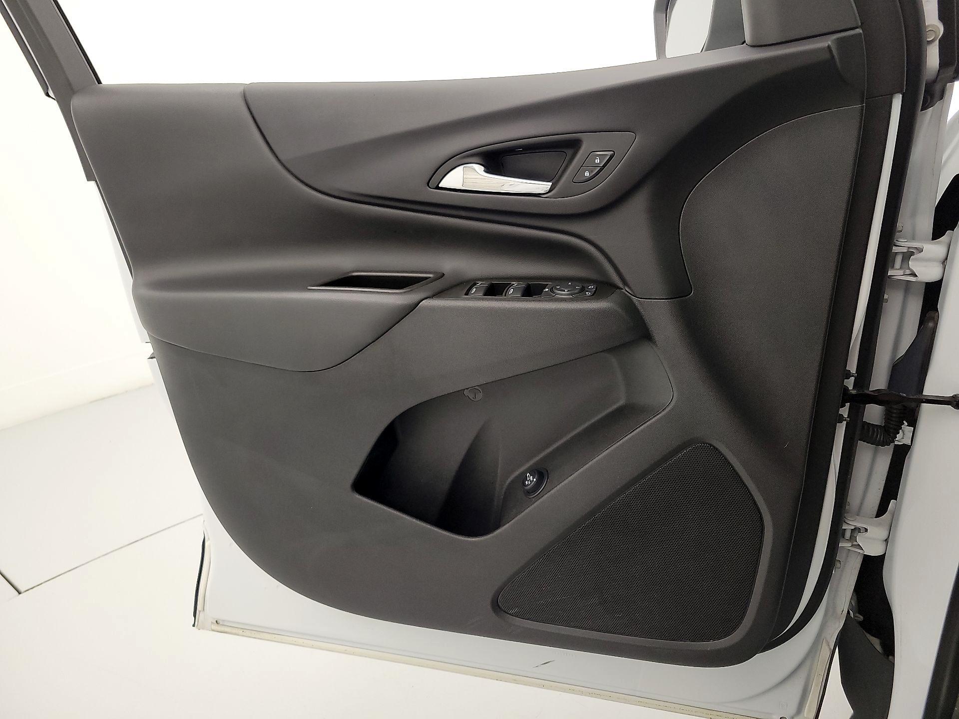 Thumbnail: 2023 Chevrolet Equinox - 12