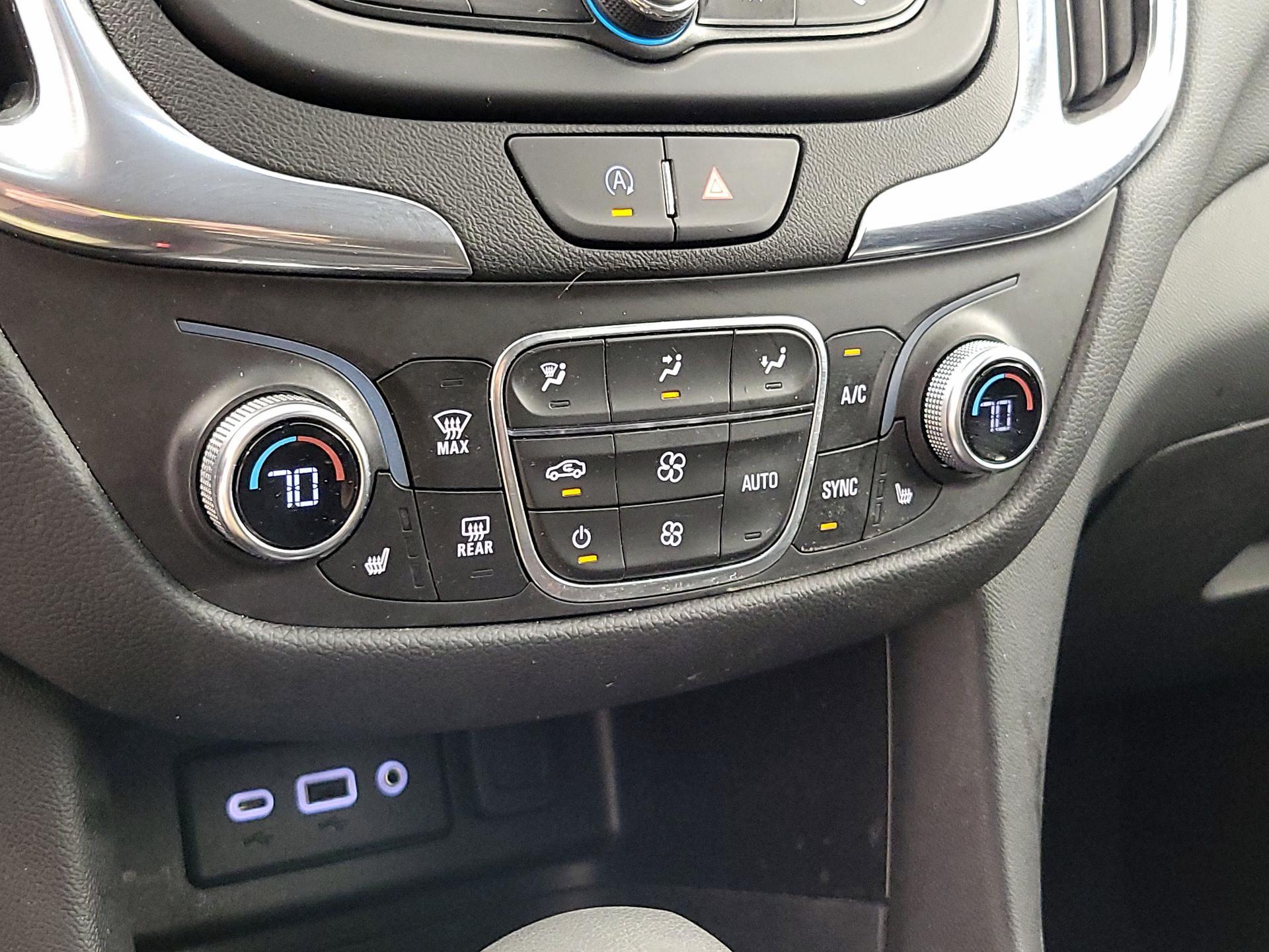 Thumbnail: 2023 Chevrolet Equinox - 16