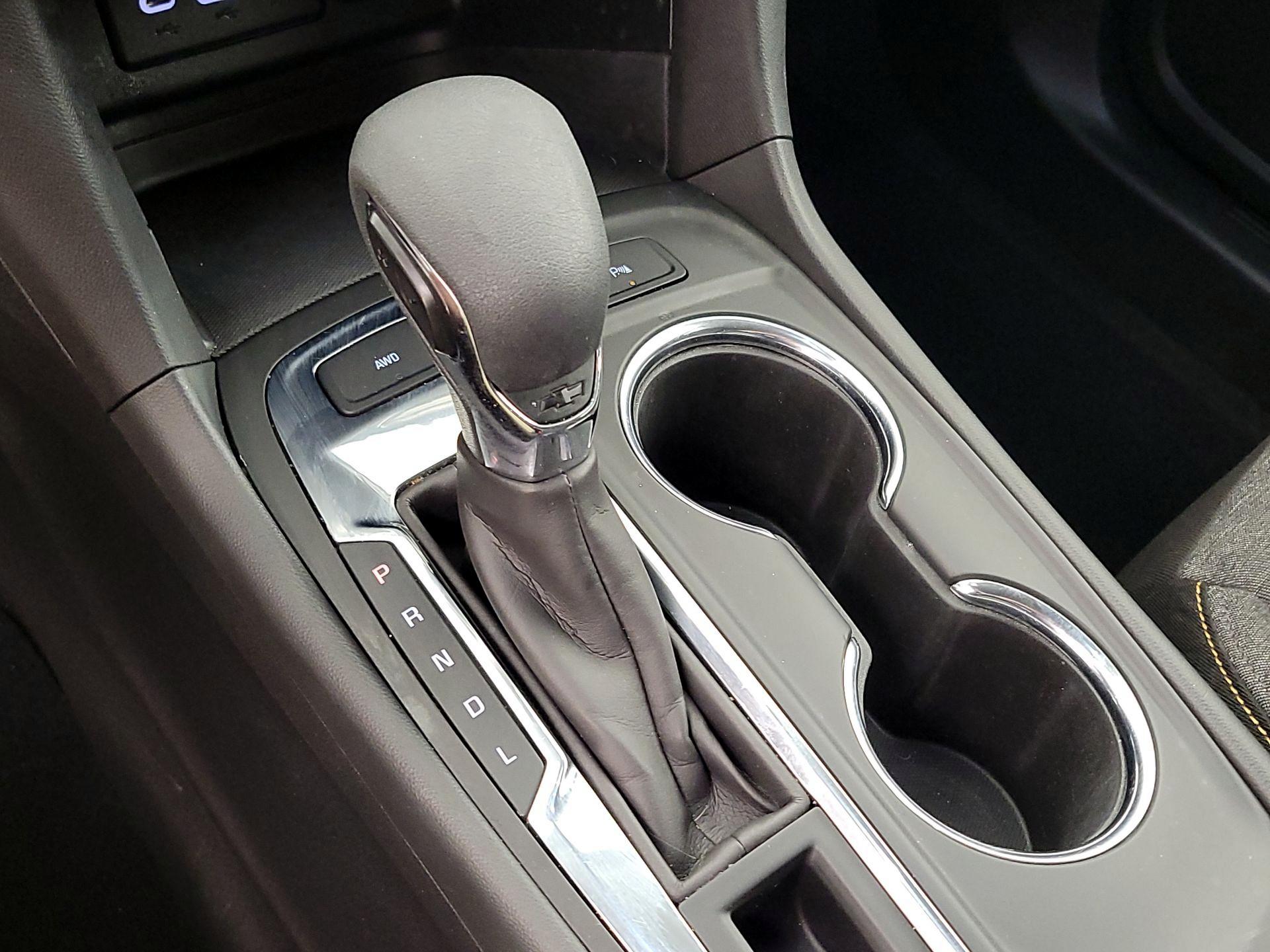 Thumbnail: 2023 Chevrolet Equinox - 17