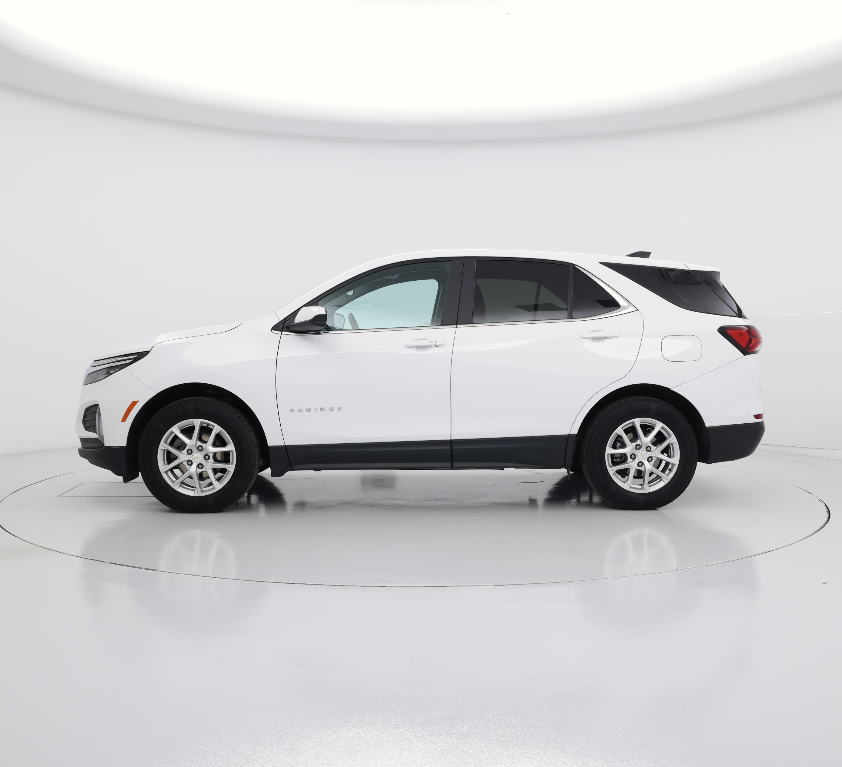 Thumbnail: 2023 Chevrolet Equinox - 3