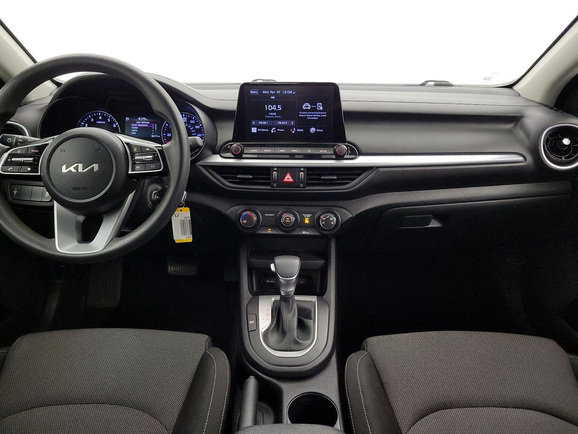 Thumbnail: 2024 Kia Forte - 9