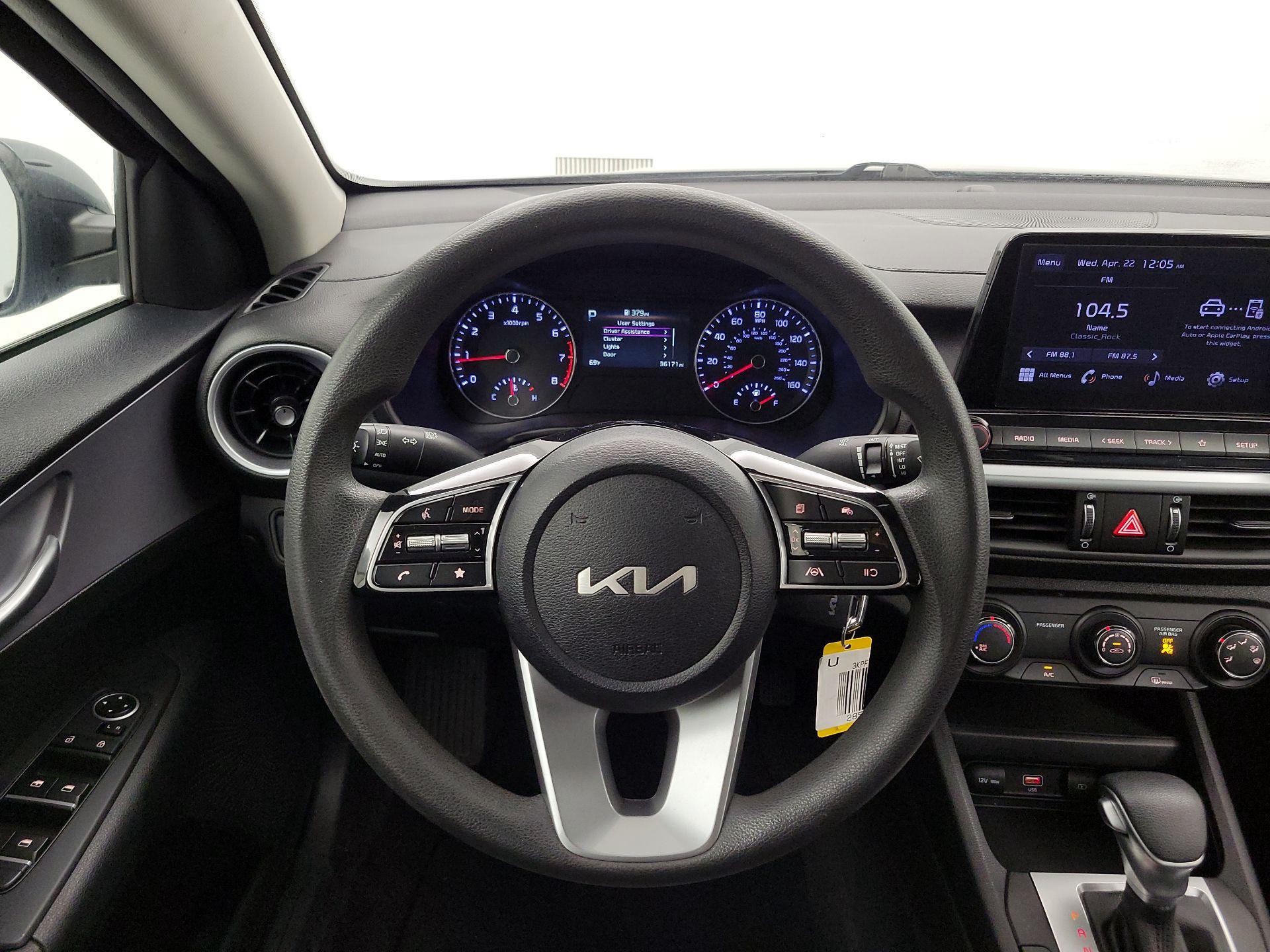 Thumbnail: 2024 Kia Forte - 10