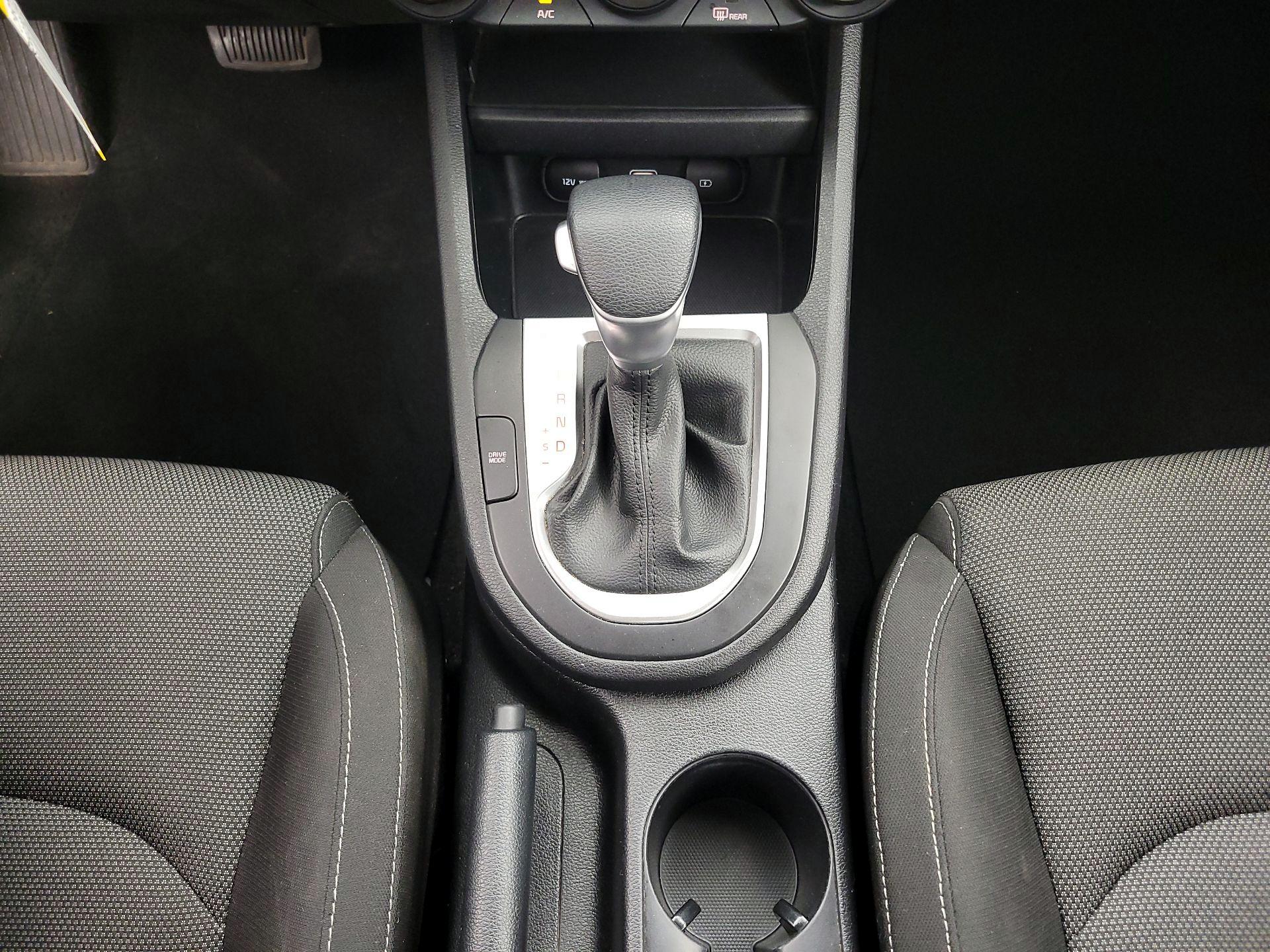 Thumbnail: 2024 Kia Forte - 17