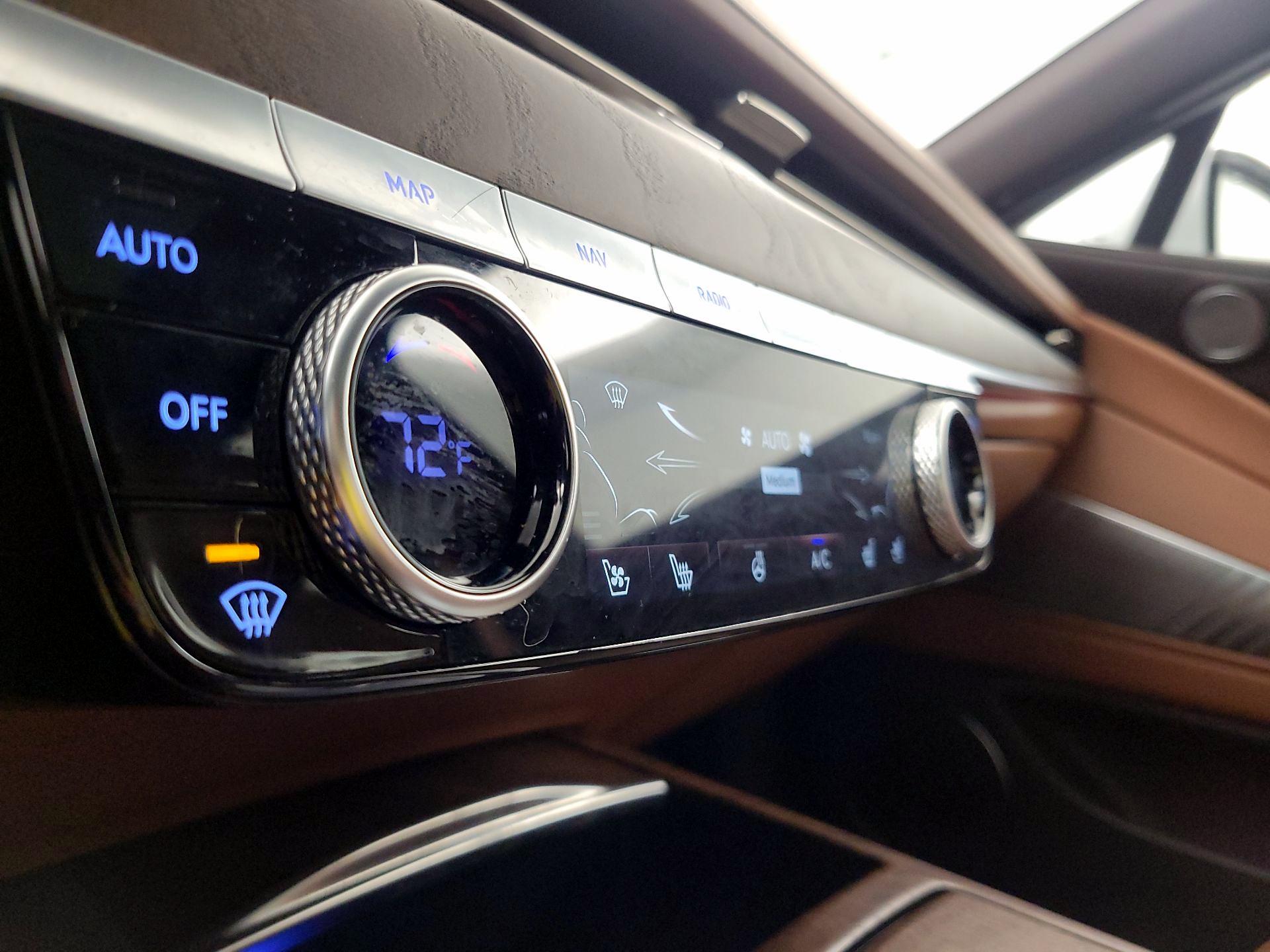 Thumbnail: 2022 Genesis G80 - 17