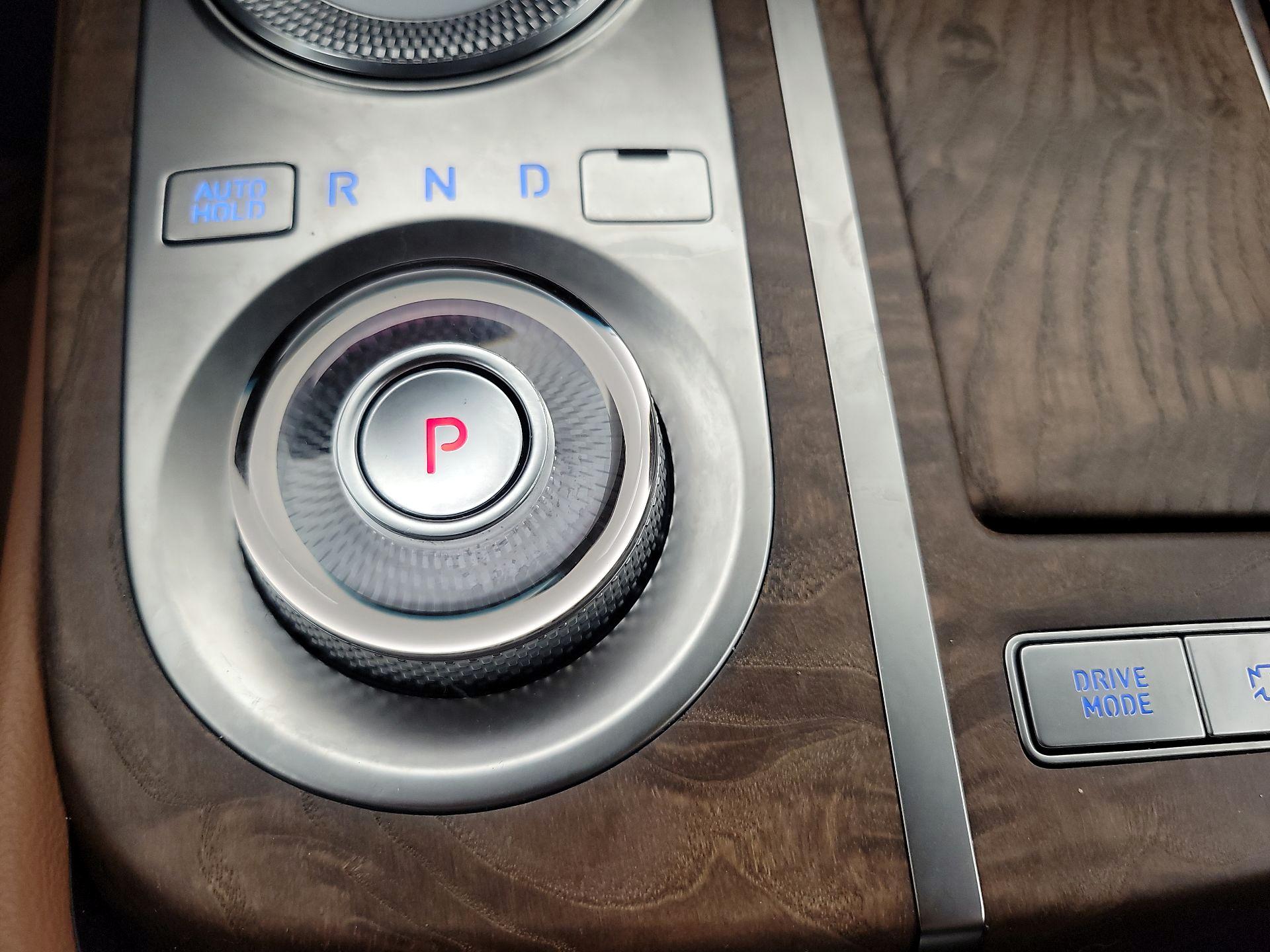 Thumbnail: 2022 Genesis G80 - 18