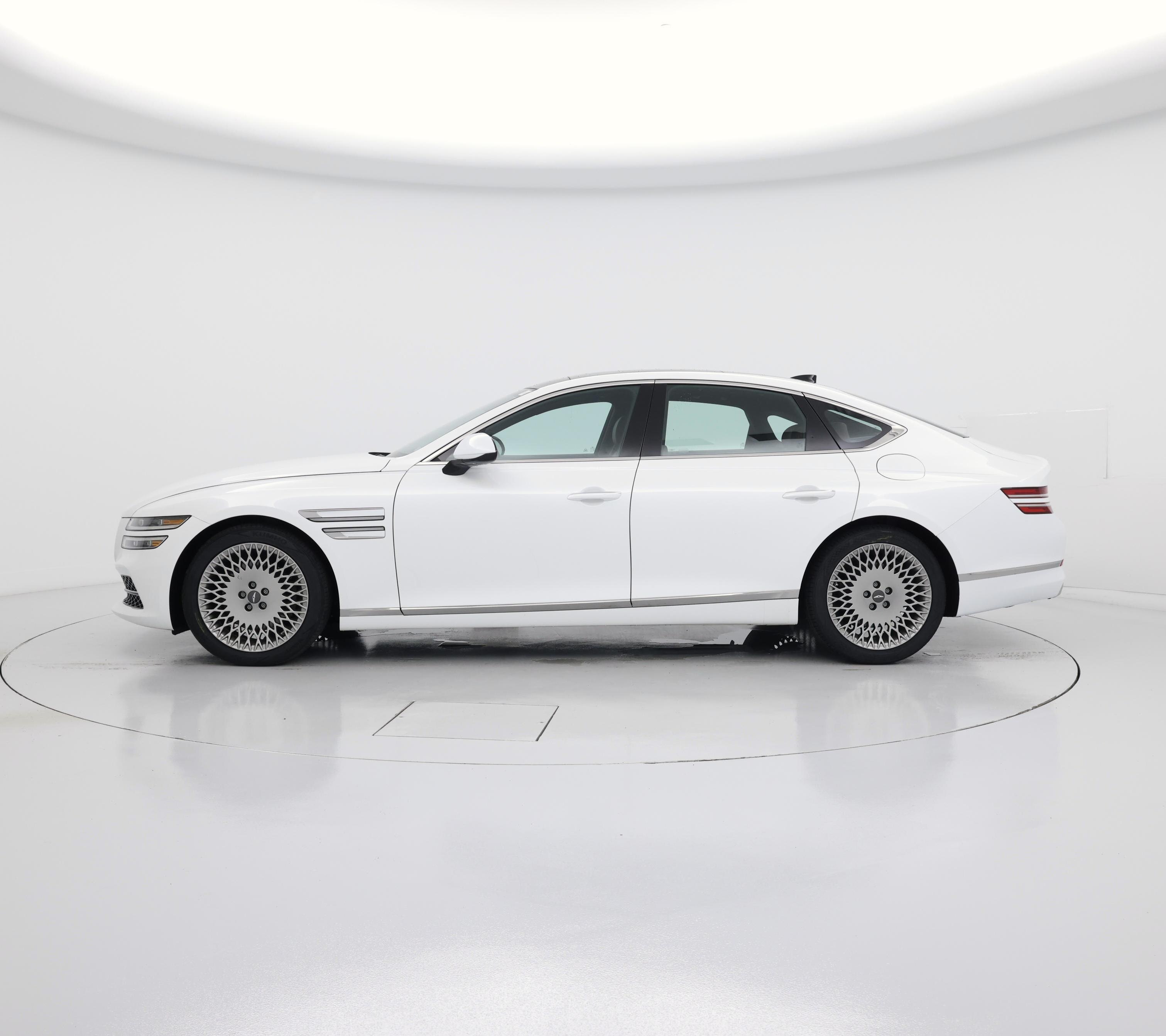 Thumbnail: 2022 Genesis G80 - 3