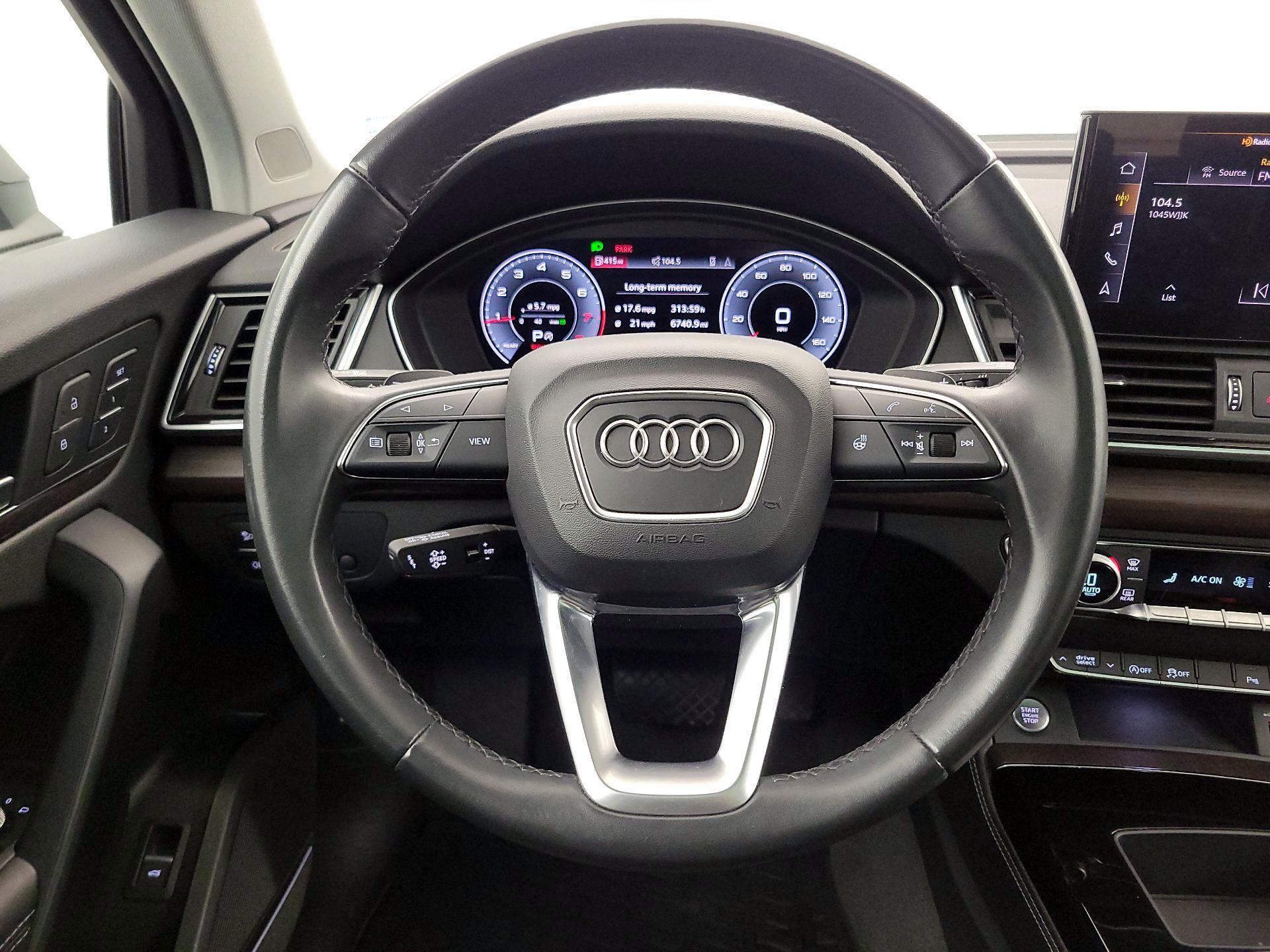 Thumbnail: 2023 Audi Q5 - 10