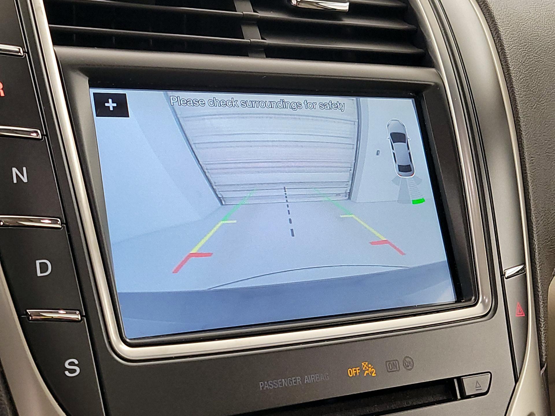 Thumbnail: 2018 Lincoln MKX - 15