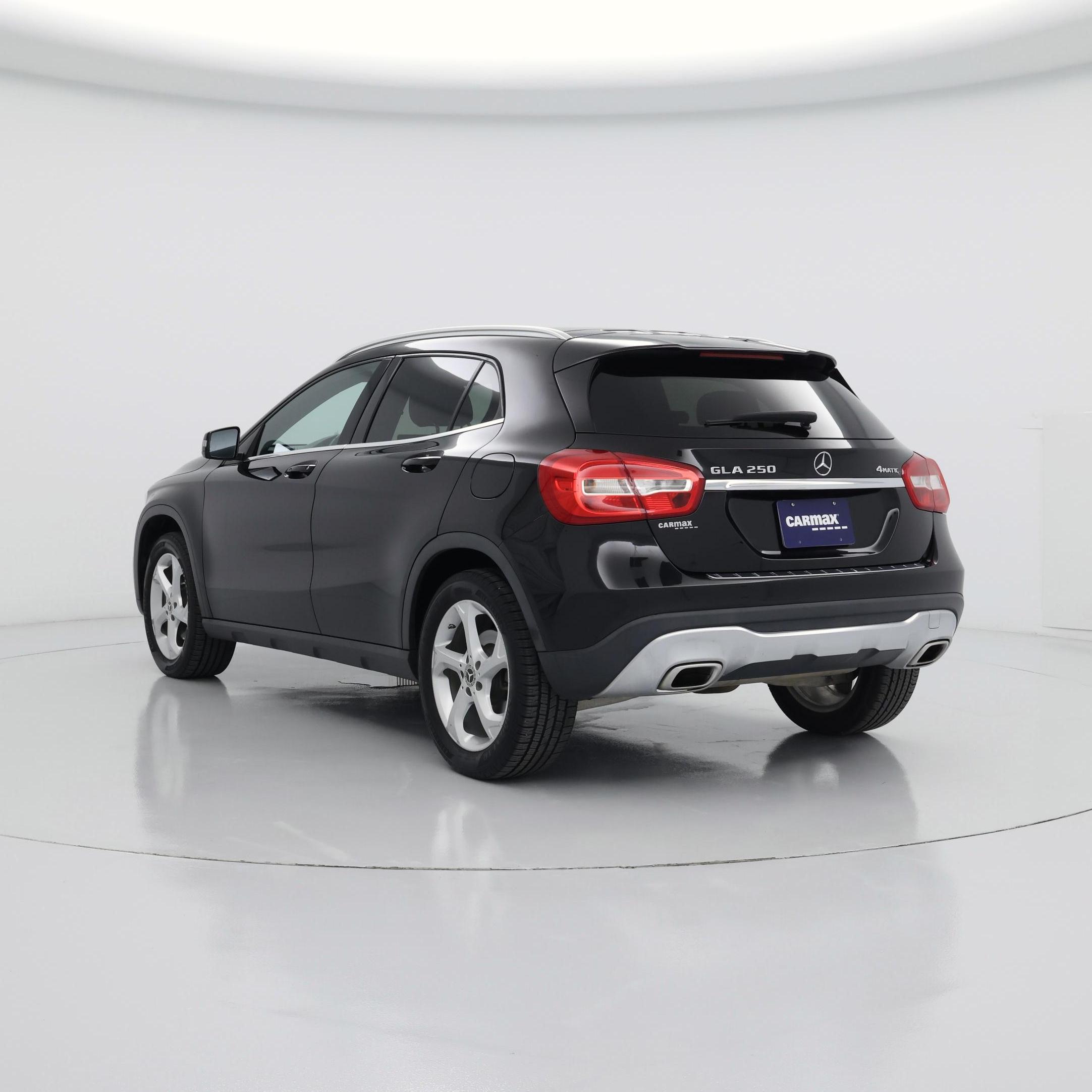 Thumbnail: 2020 Mercedes-Benz GLA - 2