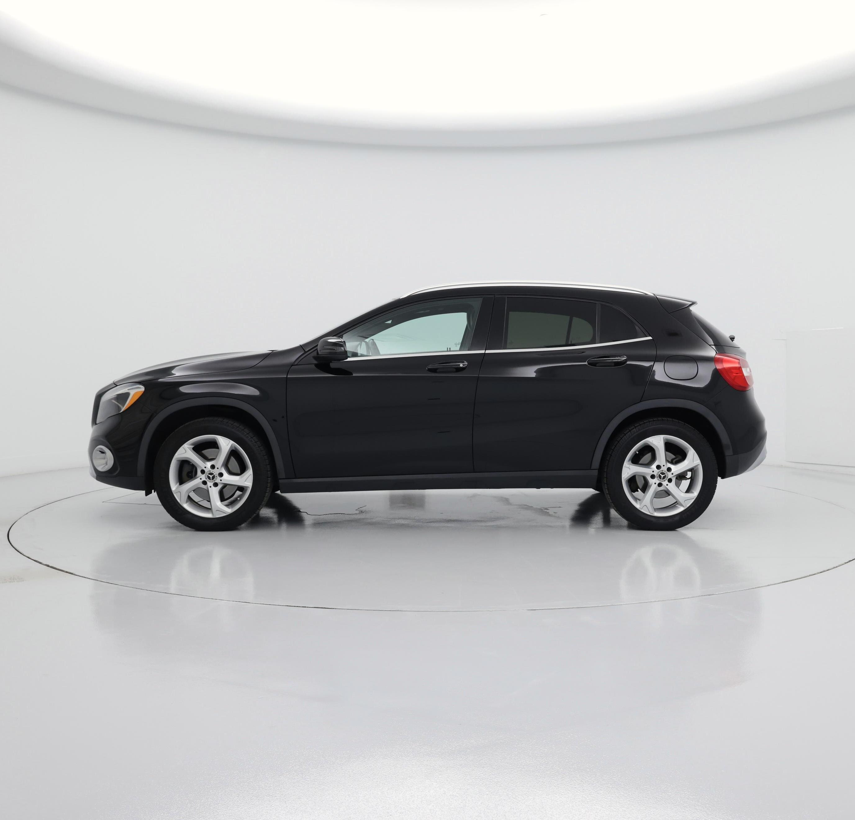 Thumbnail: 2020 Mercedes-Benz GLA - 3