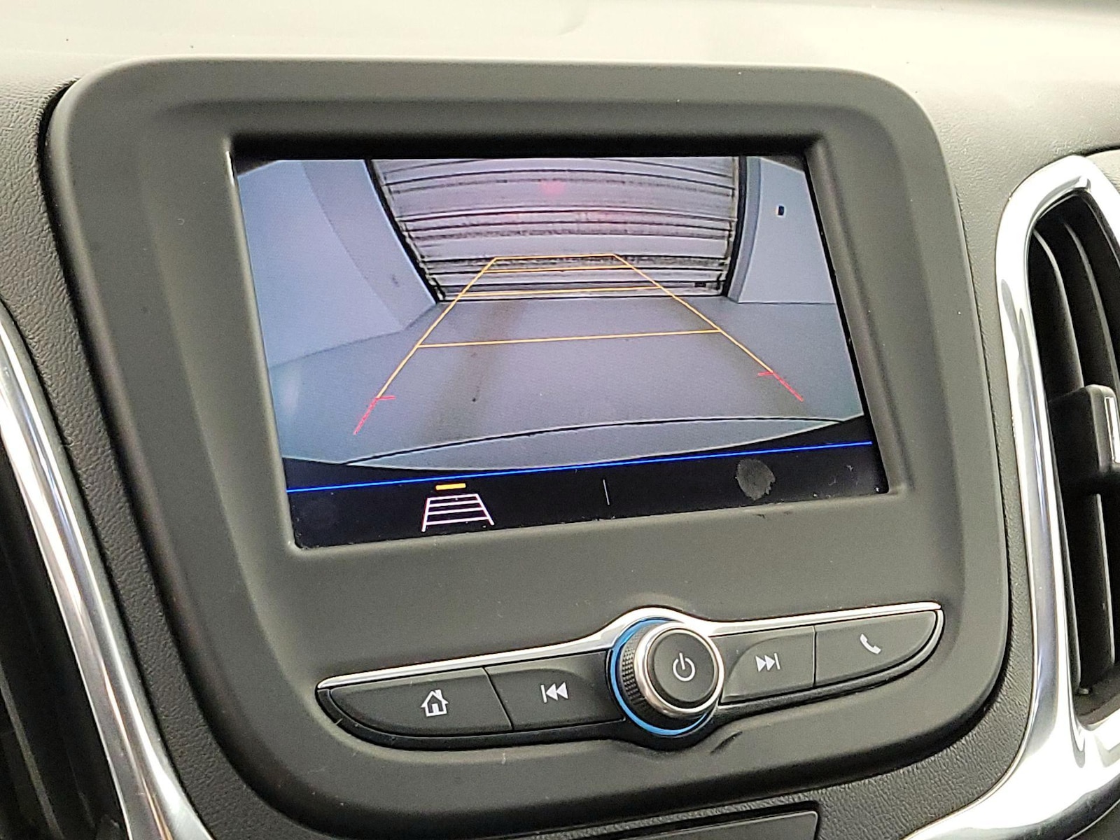 2020 Chevrolet Equinox LT - Photo 15
