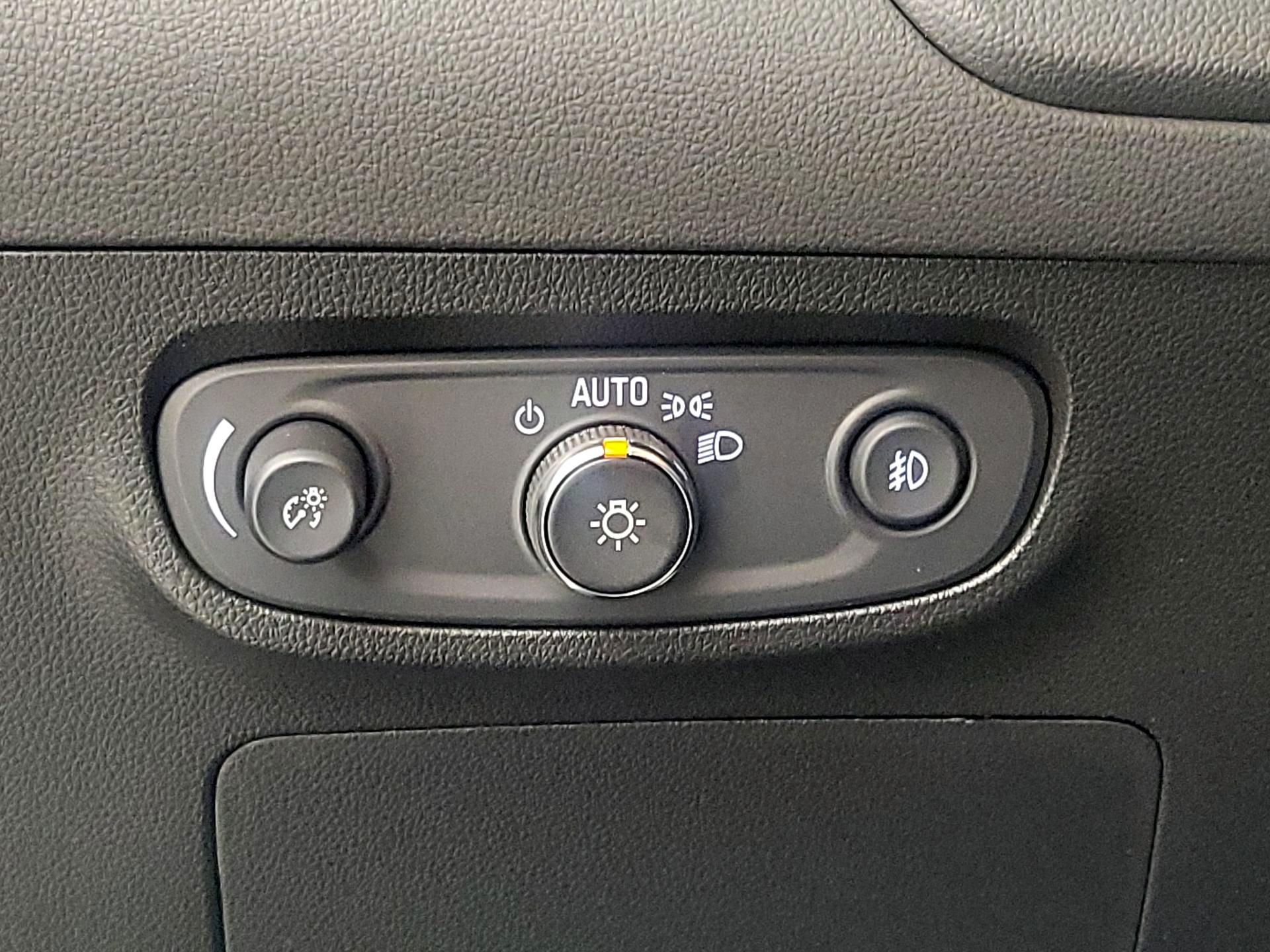 Thumbnail: 2023 Buick Encore GX - 13