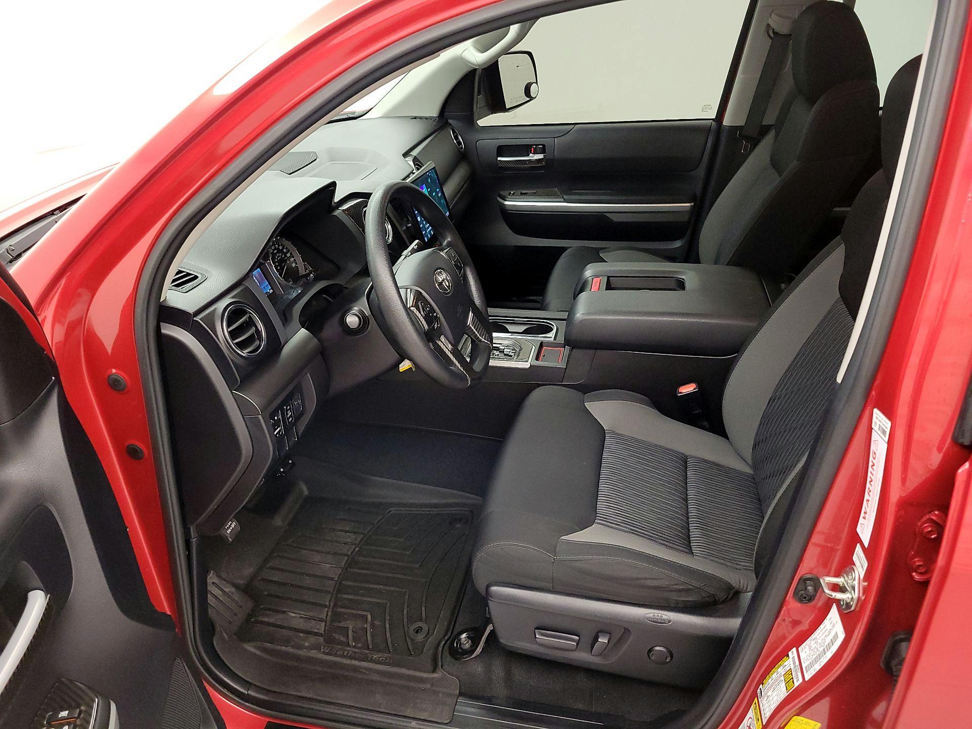 Thumbnail: 2015 Toyota Tundra - 11