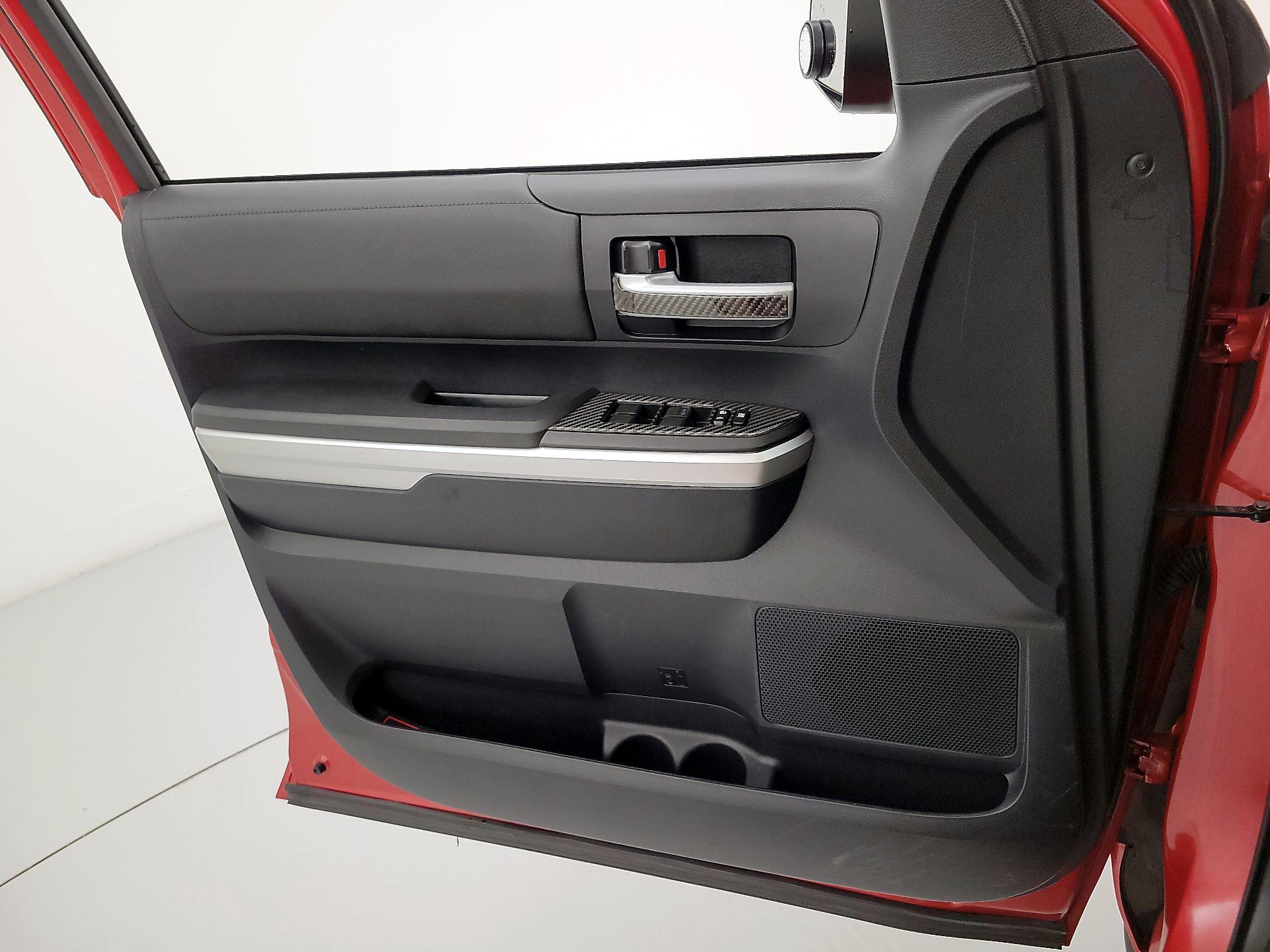 Thumbnail: 2015 Toyota Tundra - 12