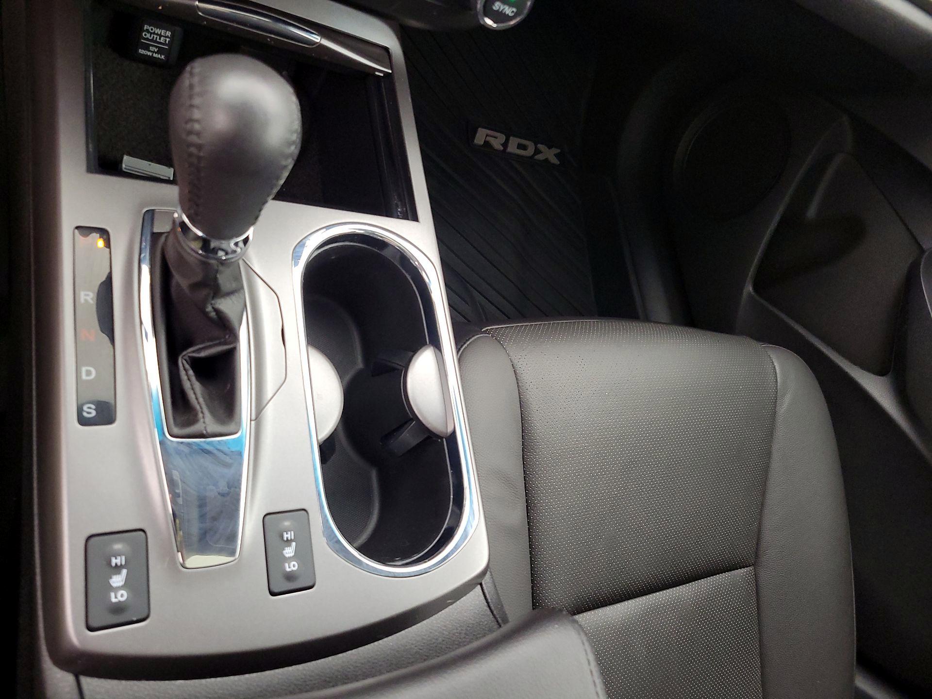 Thumbnail: 2015 Acura RDX - 17