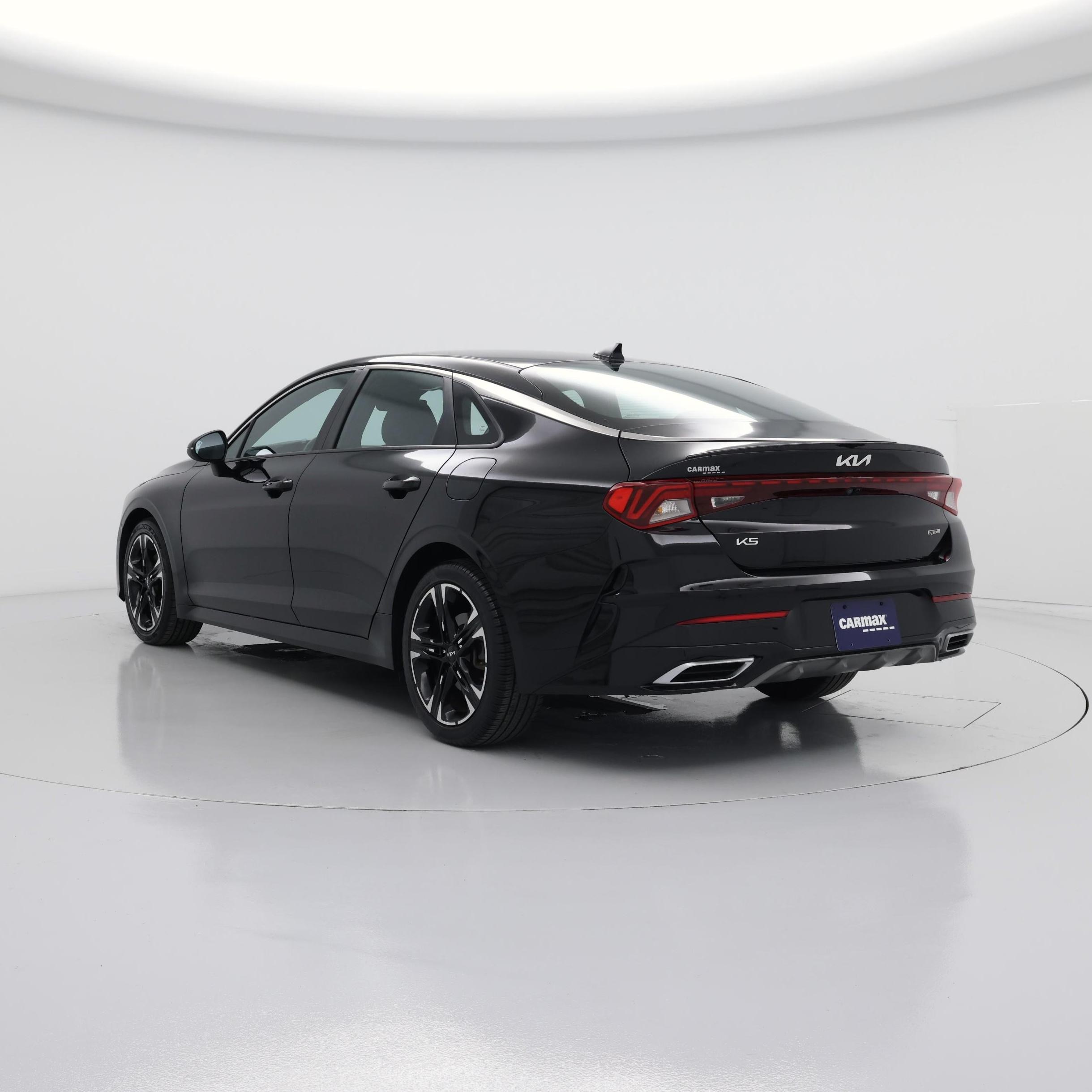 Thumbnail: 2023 Kia K5 - 2