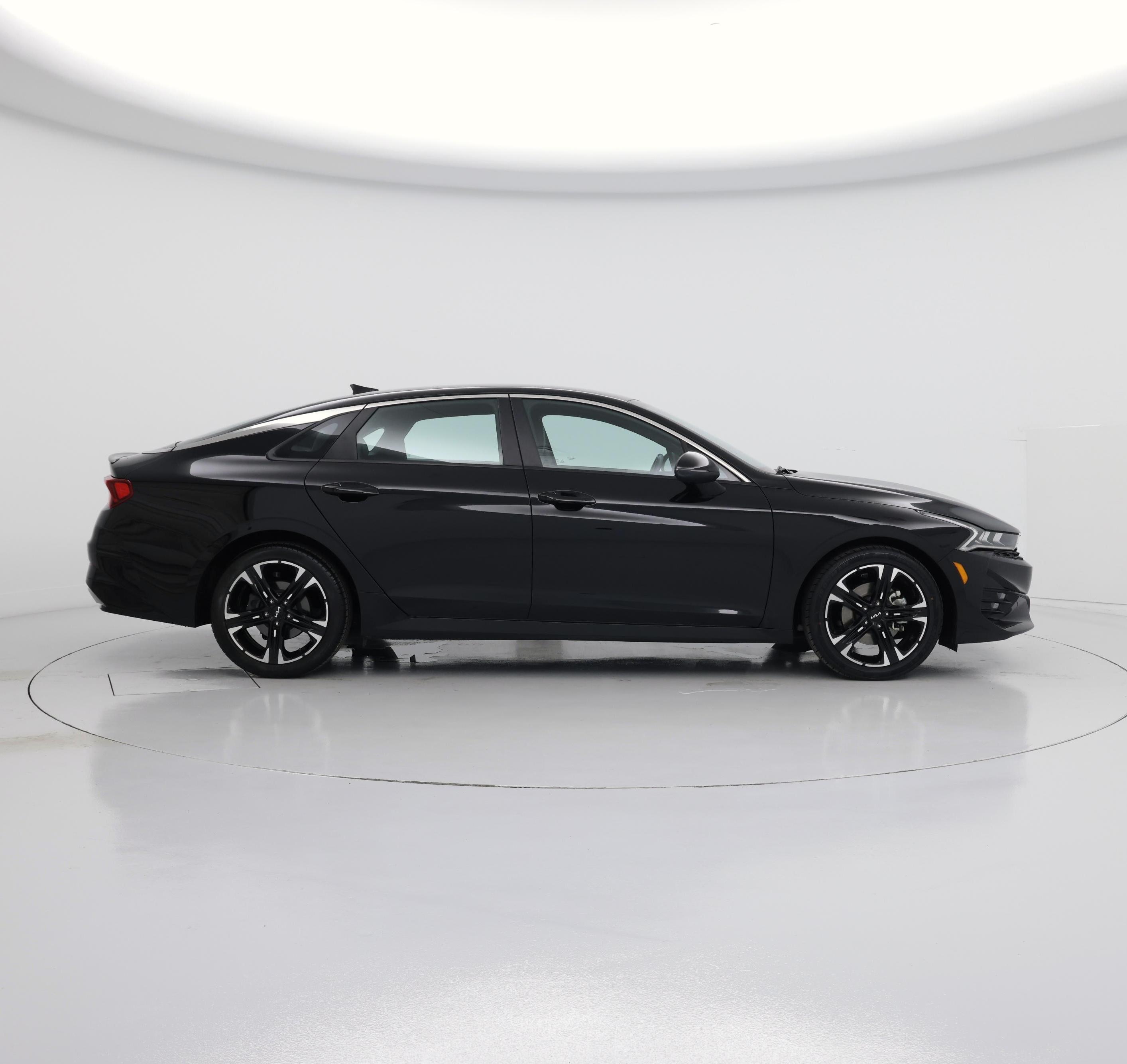 Thumbnail: 2023 Kia K5 - 7
