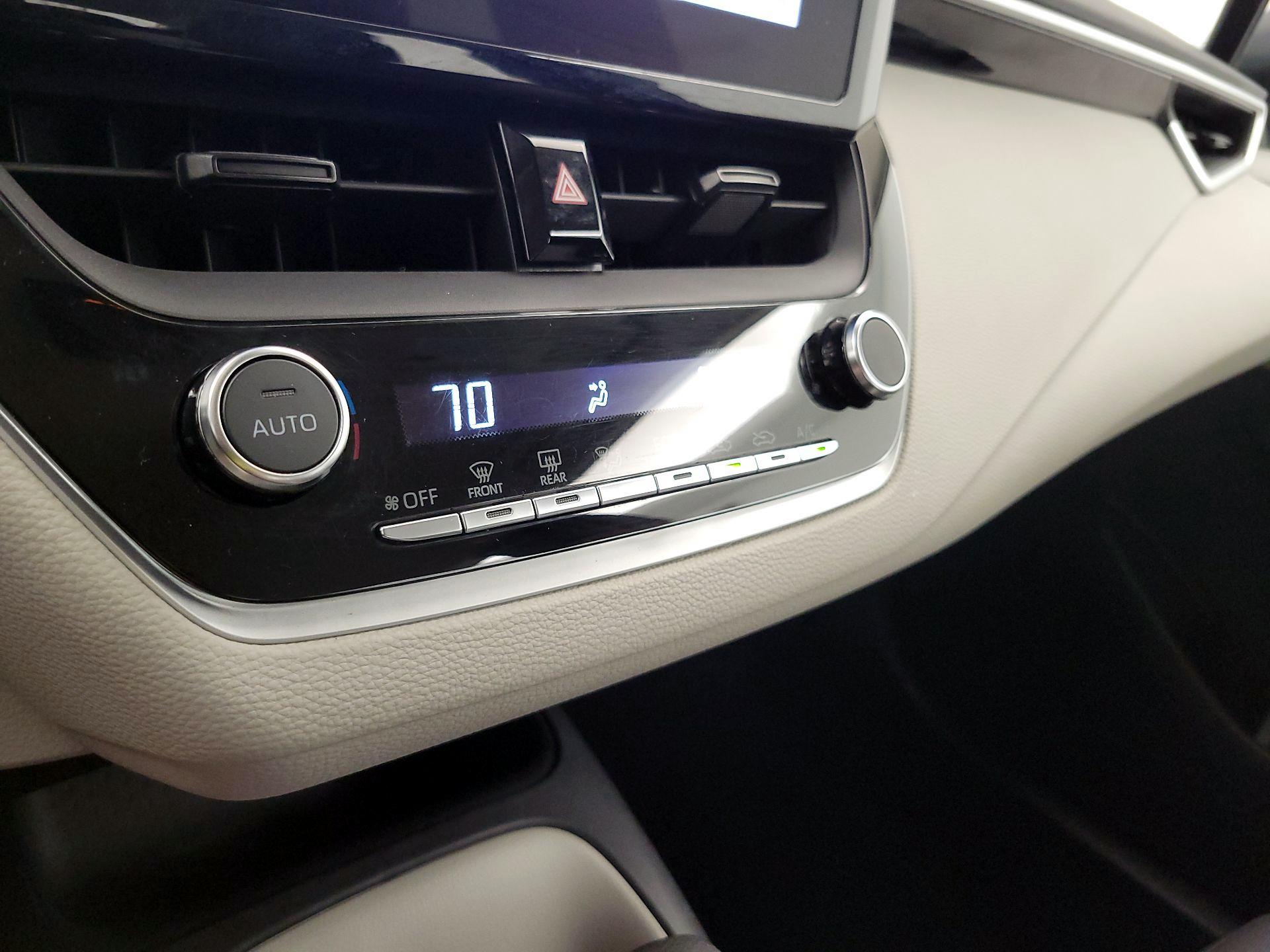 Thumbnail: 2023 Toyota Corolla - 16