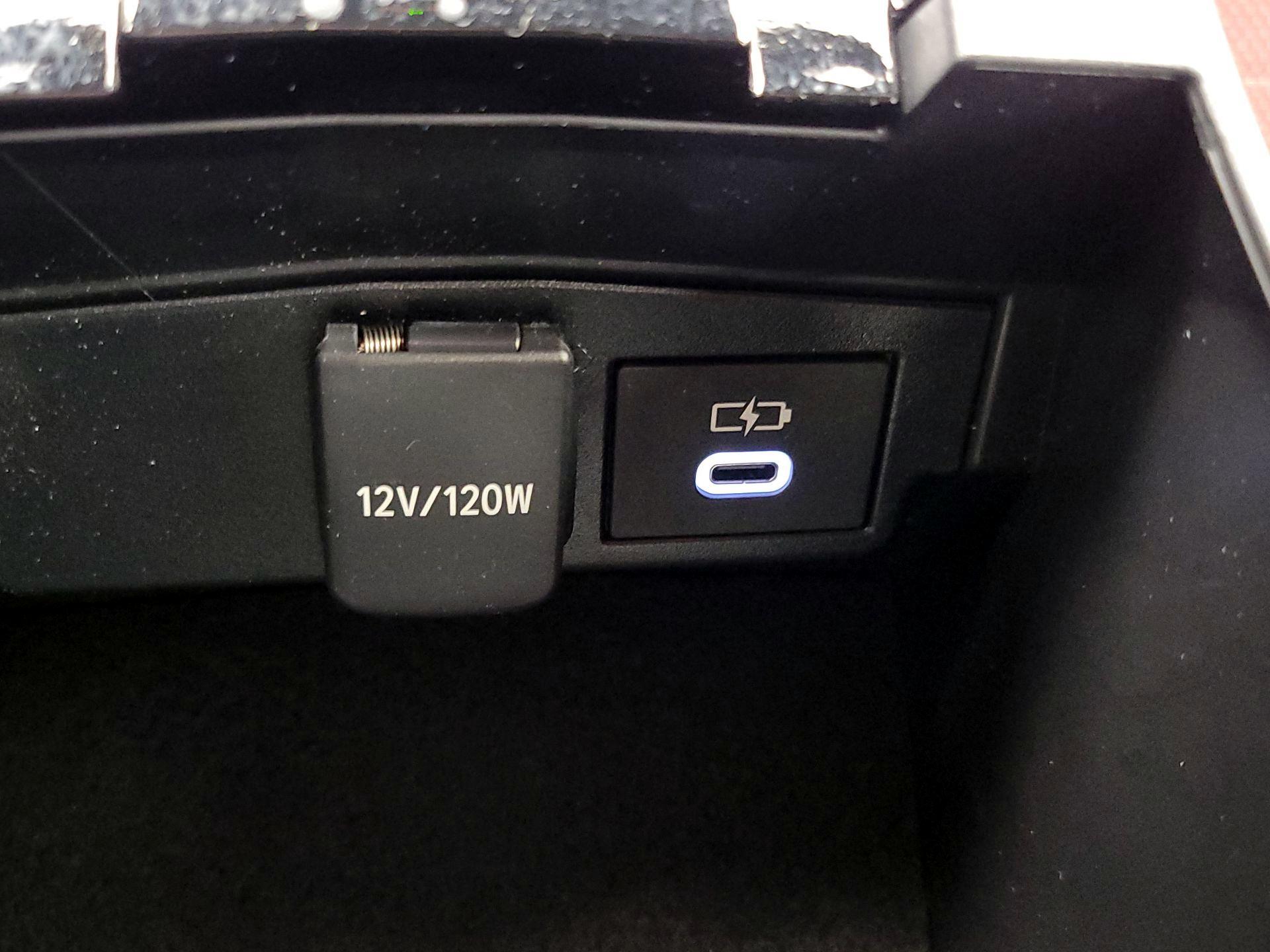 Thumbnail: 2023 Toyota Corolla - 18