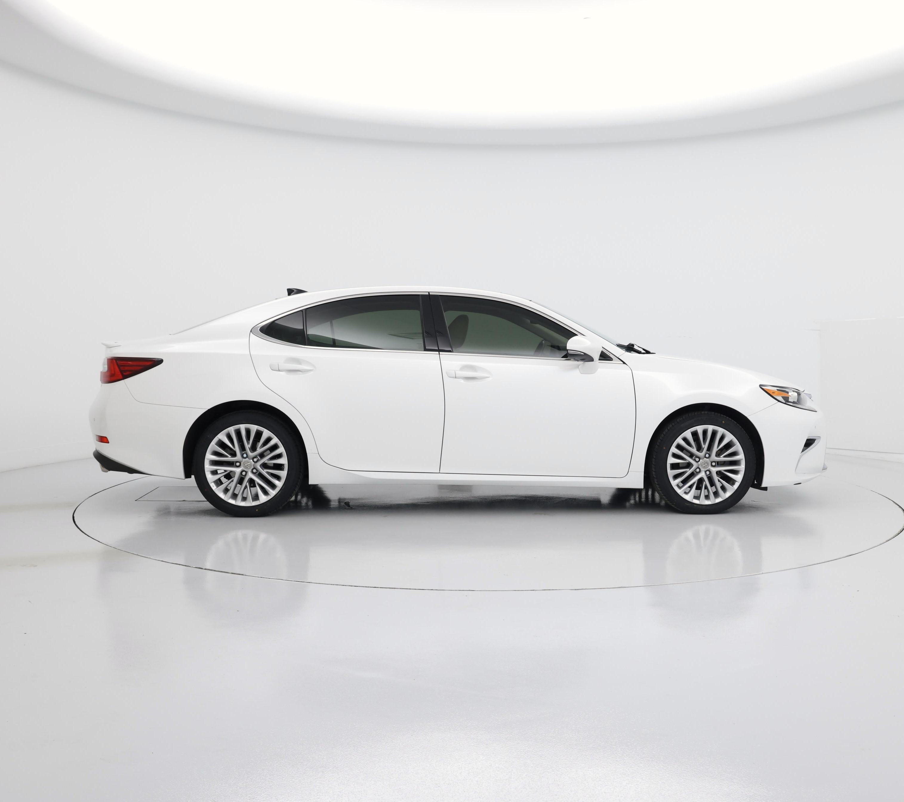 Thumbnail: 2016 Lexus ES - 7
