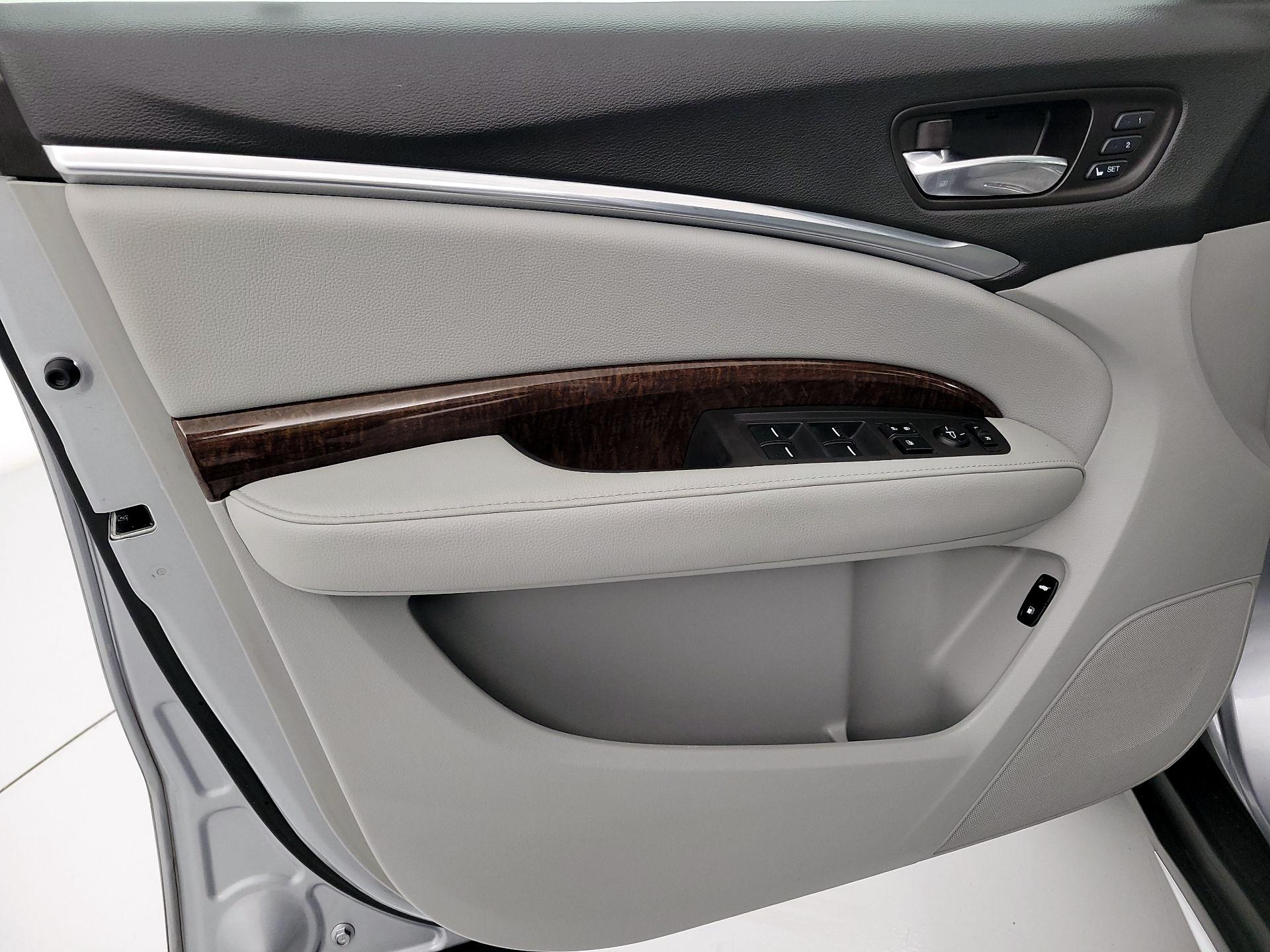 Thumbnail: 2020 Acura MDX - 12