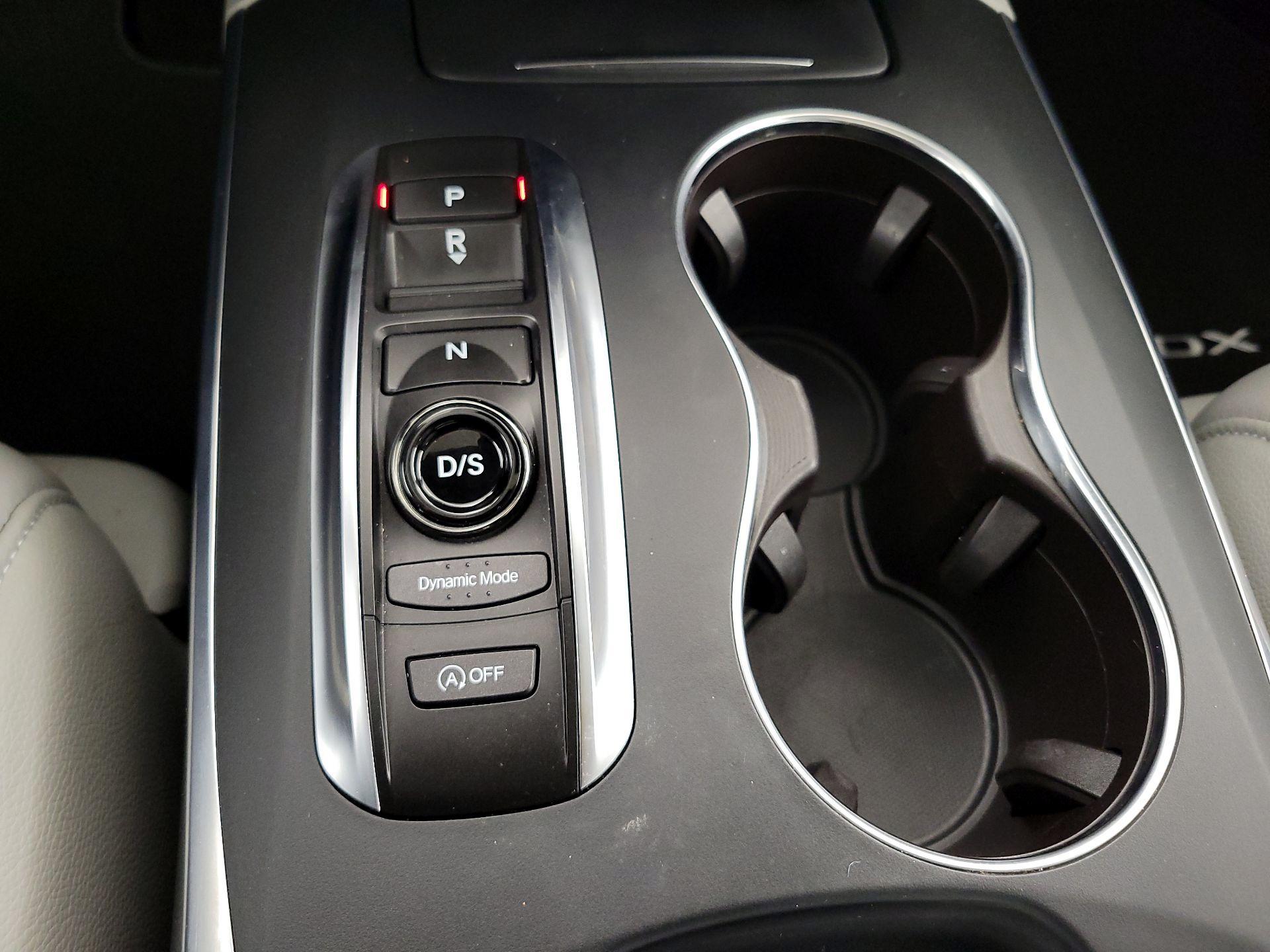 Thumbnail: 2020 Acura MDX - 17