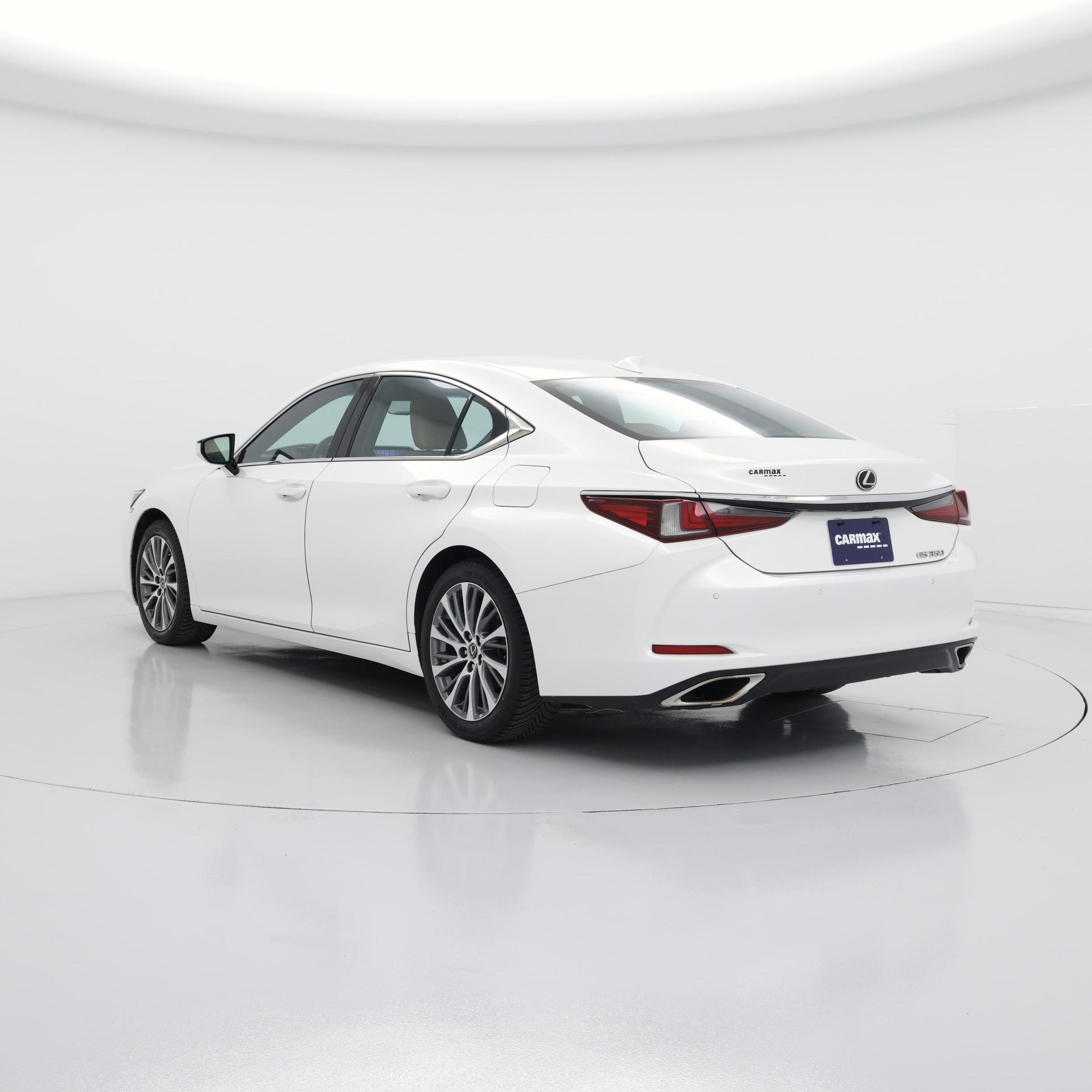 Thumbnail: 2020 Lexus ES - 2