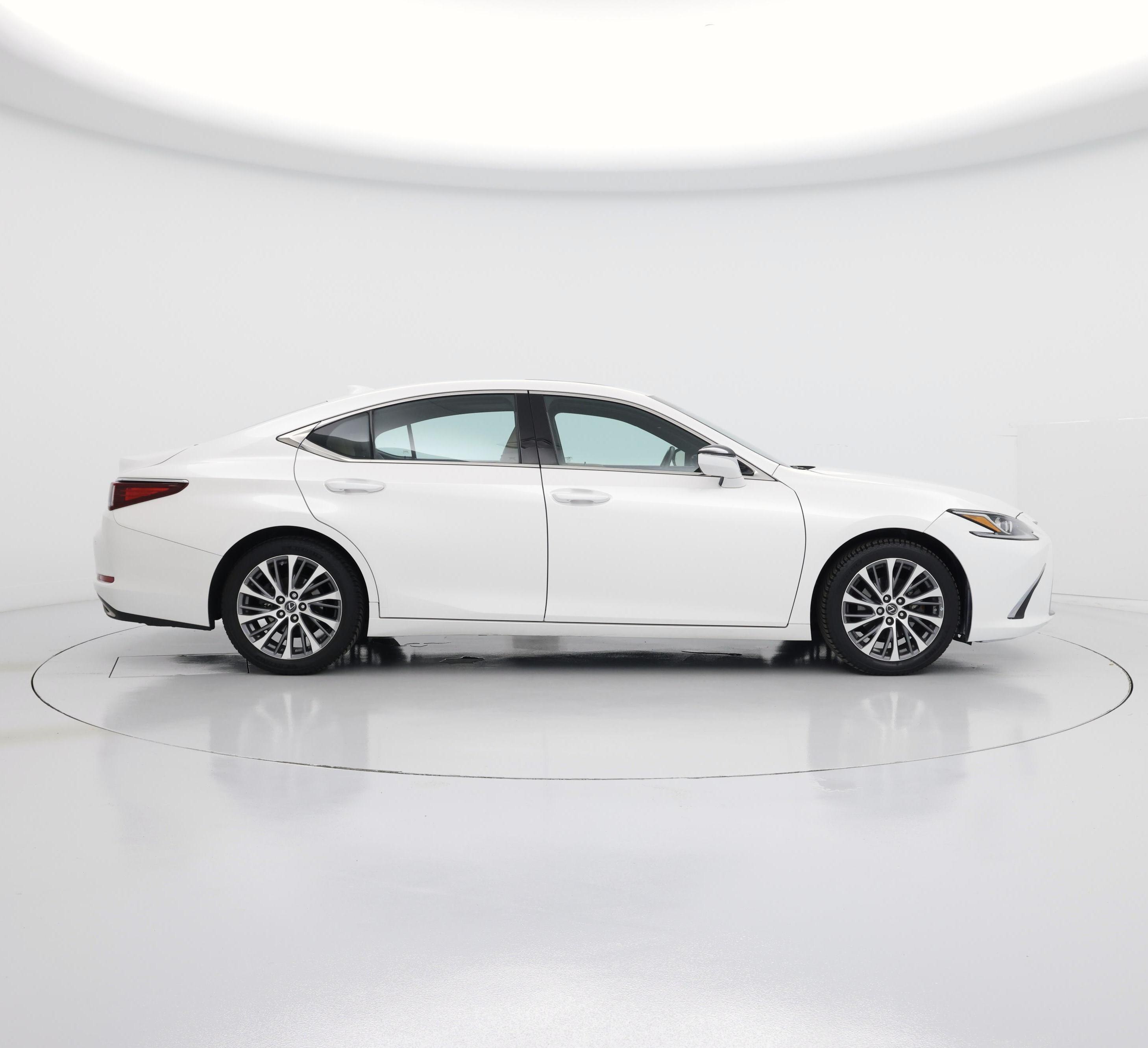Thumbnail: 2020 Lexus ES - 7