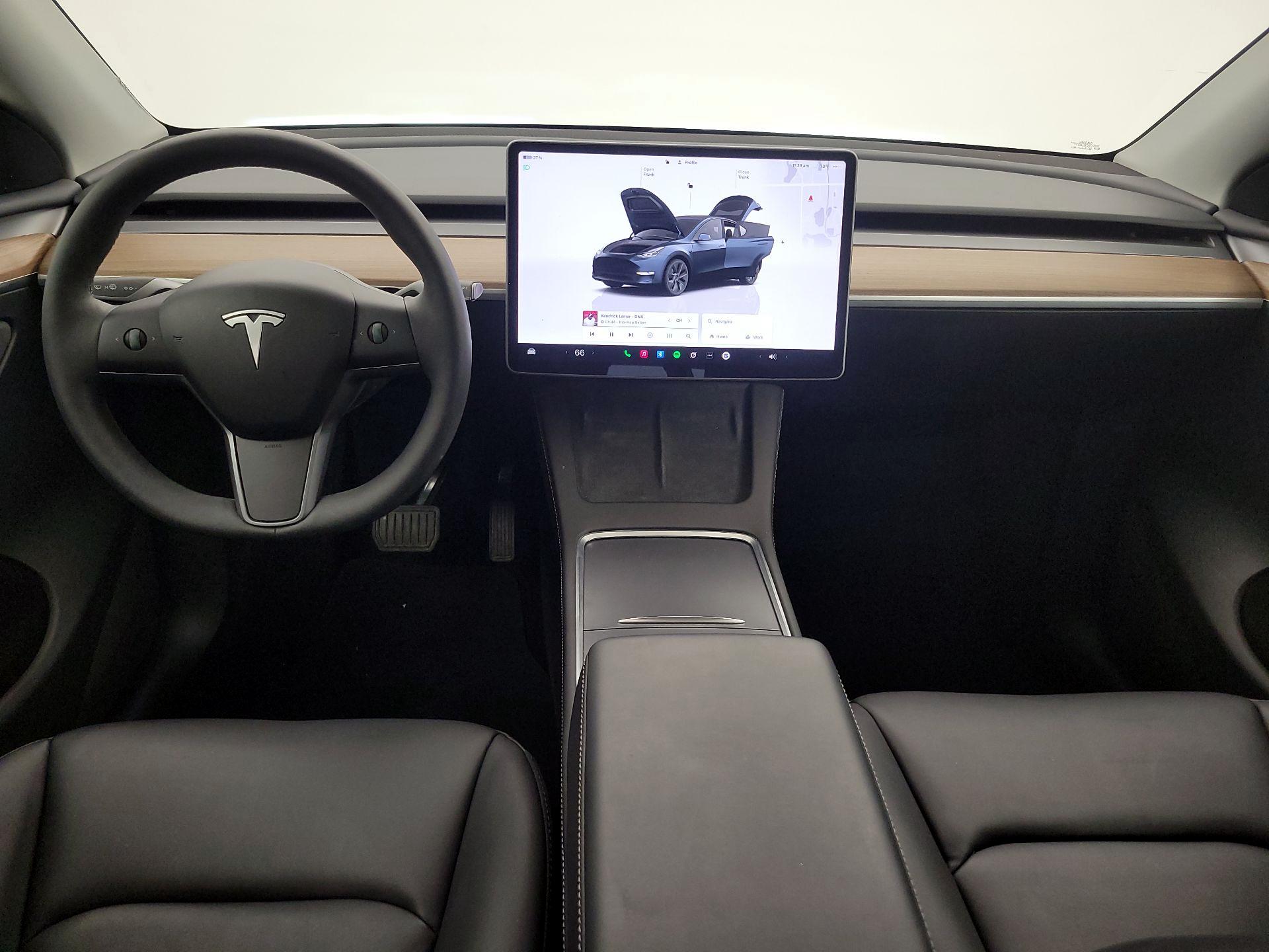 Thumbnail: 2024 Tesla Model Y - 9