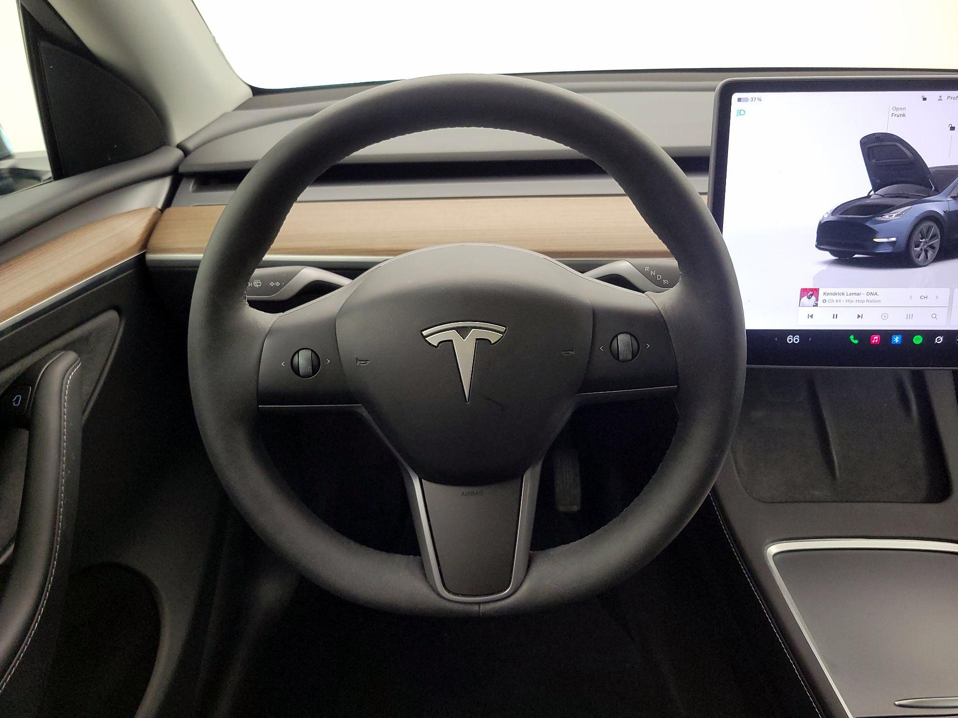 Thumbnail: 2024 Tesla Model Y - 10