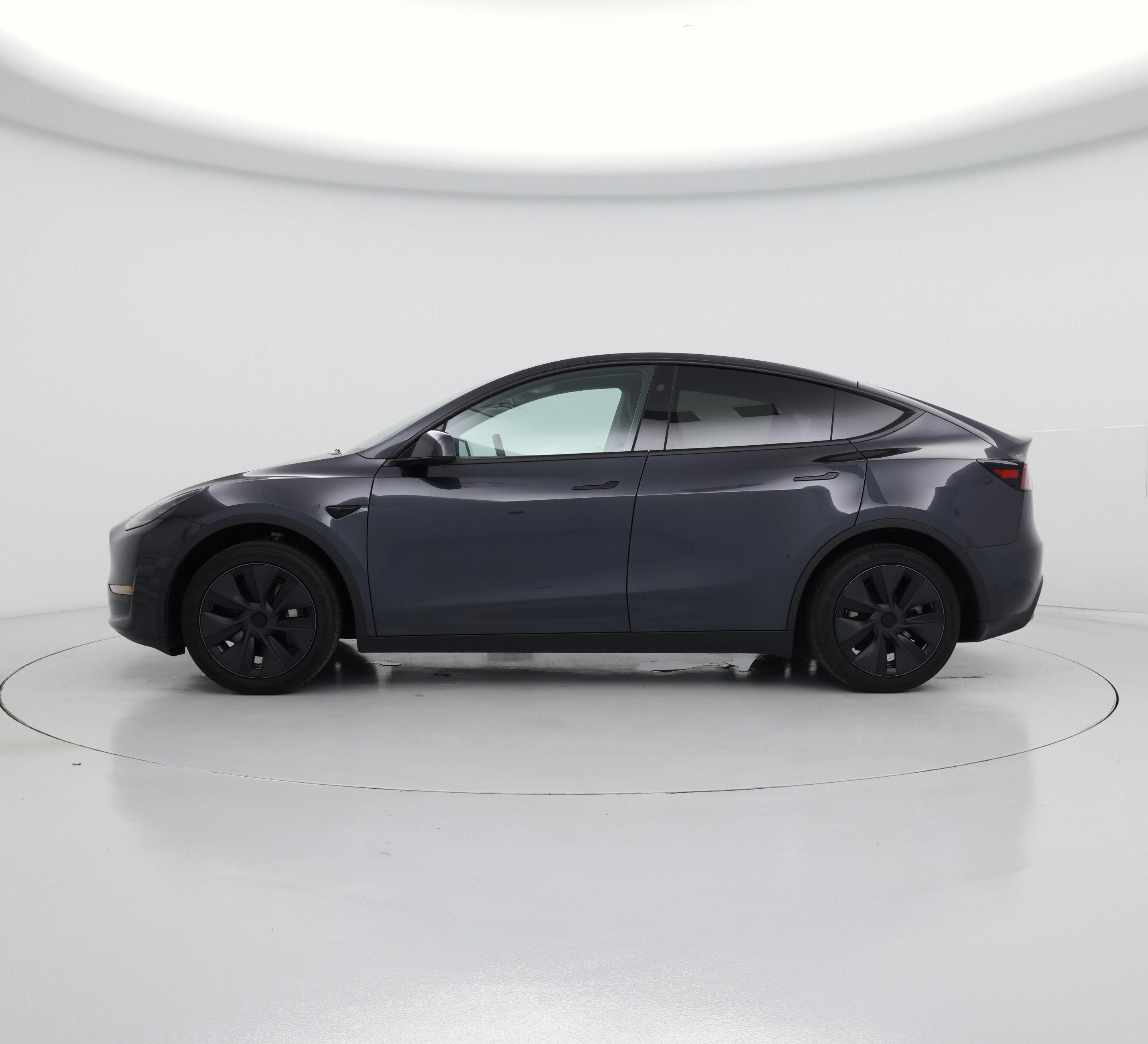 Thumbnail: 2024 Tesla Model Y - 3