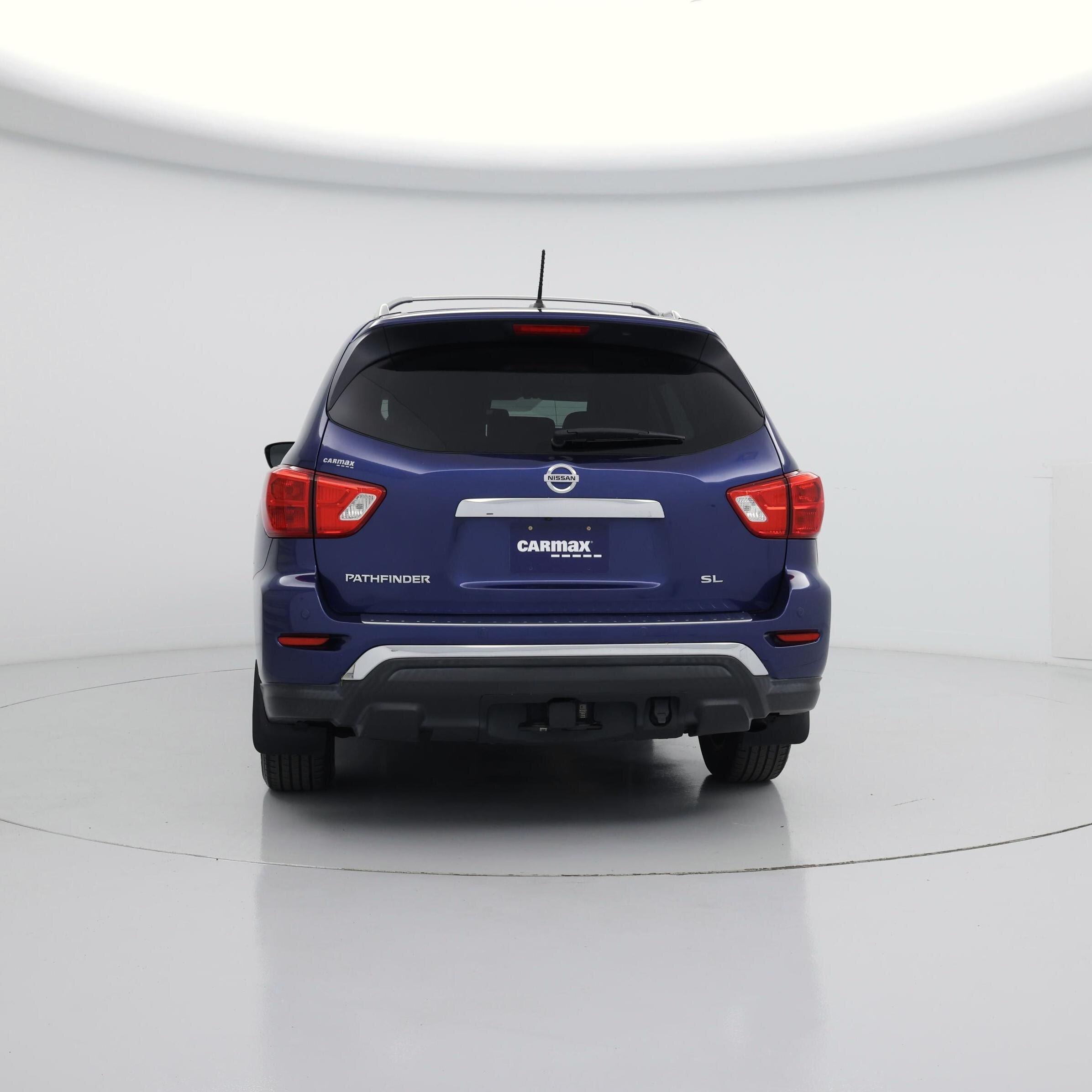 Thumbnail: 2017 Nissan Pathfinder - 6