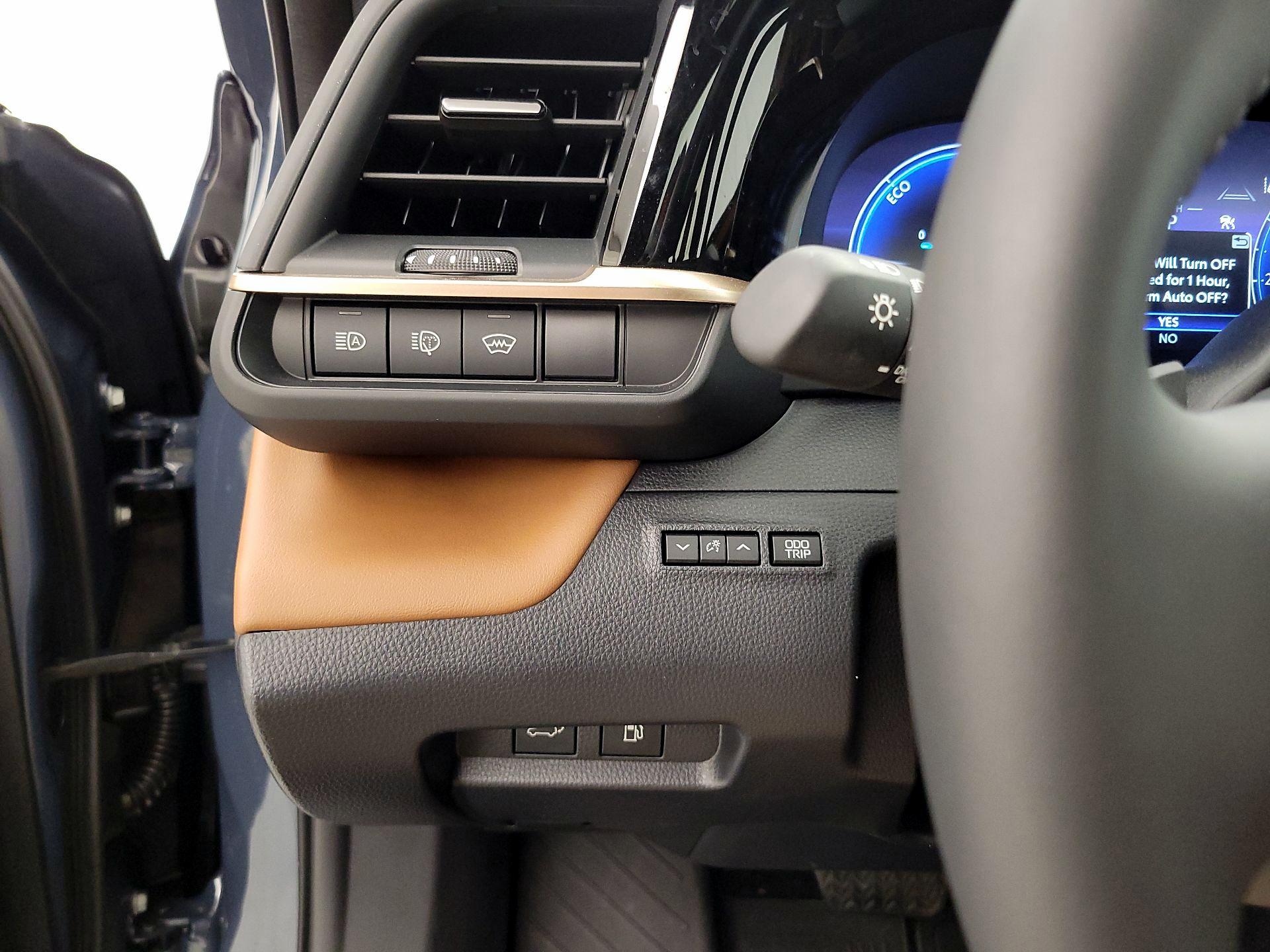 Thumbnail: 2025 Toyota Crown Signia - 13