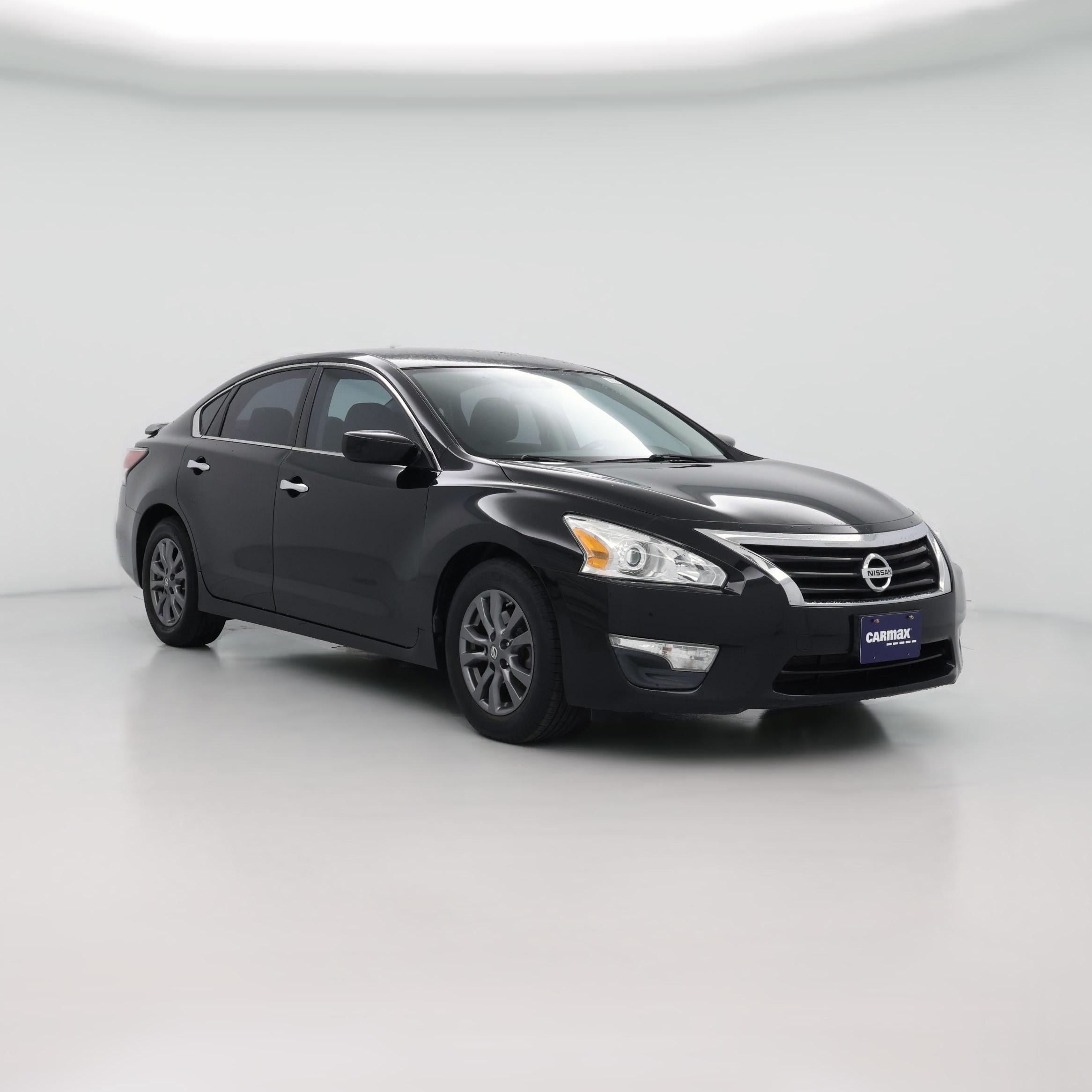 Thumbnail: 2015 Nissan Altima - 1