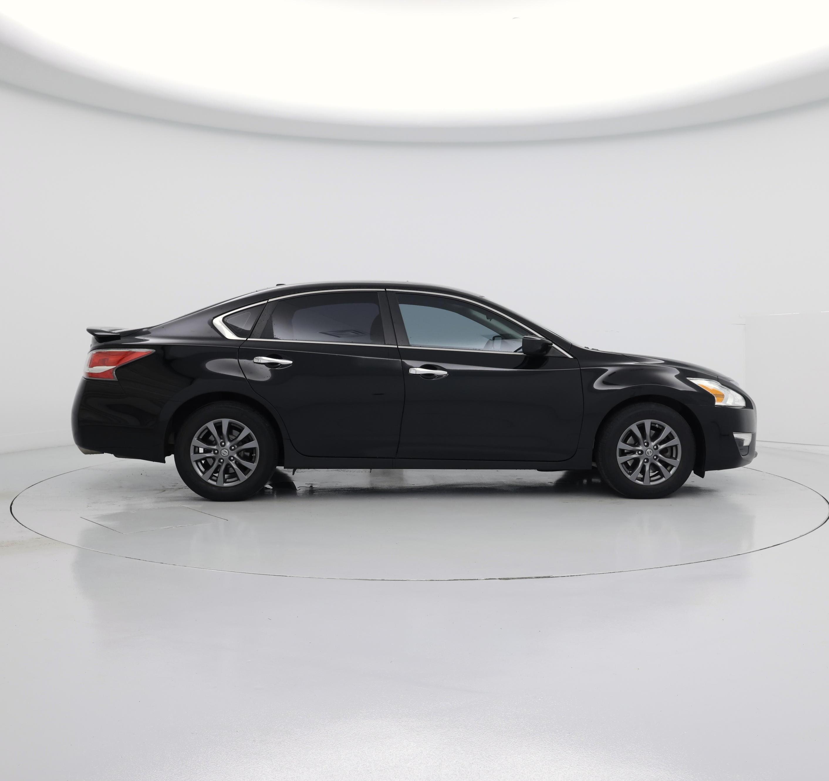Thumbnail: 2015 Nissan Altima - 7